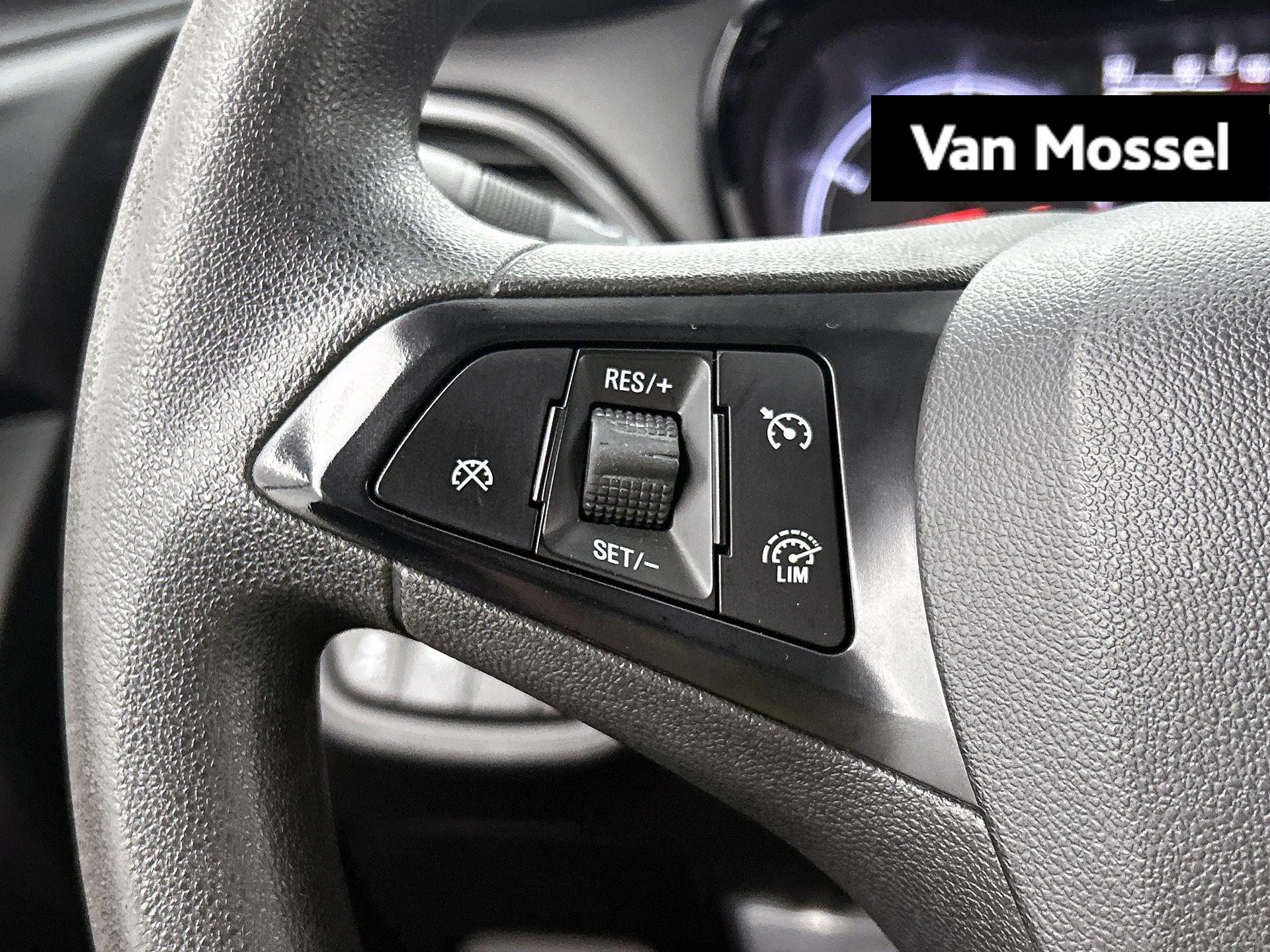 Opel-KARL-image-0