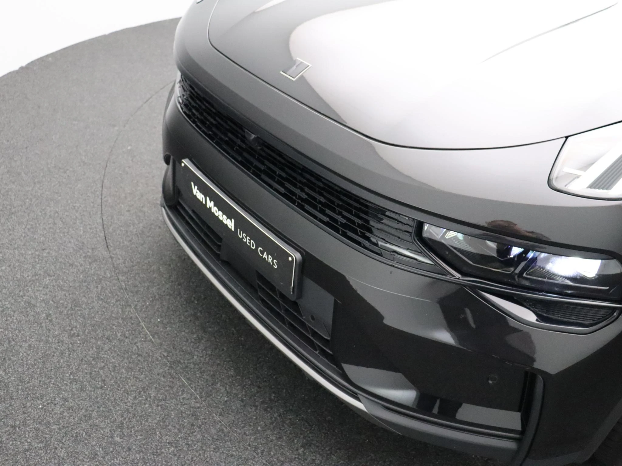 Lynk & Co-01-image-4