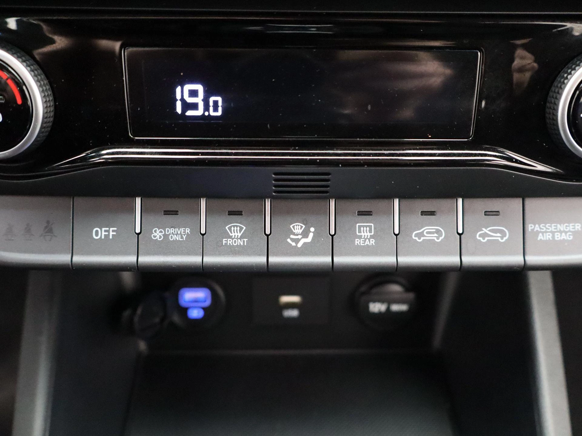 Hyundai-Kona-image-18