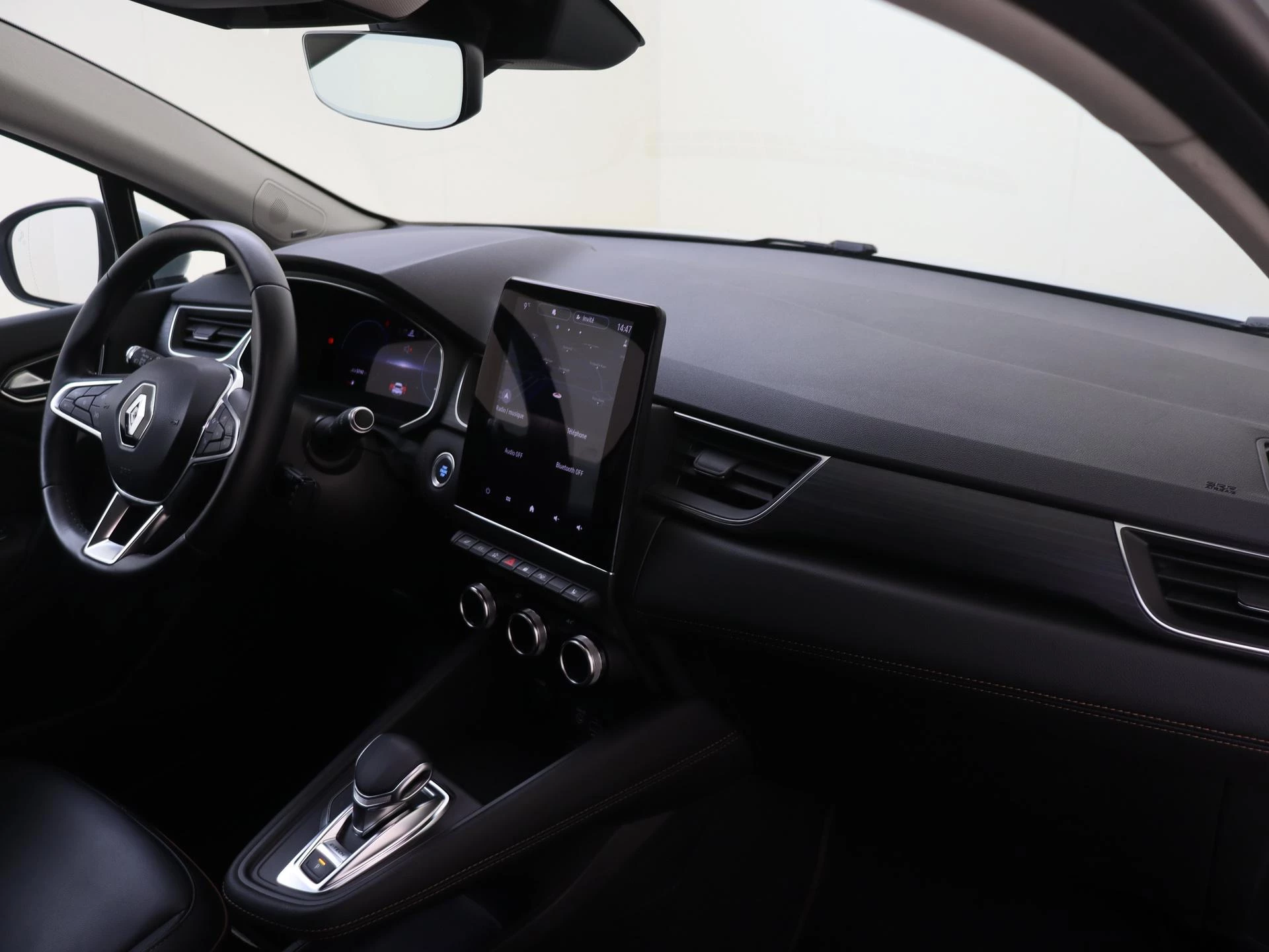 Renault-Captur-image-11