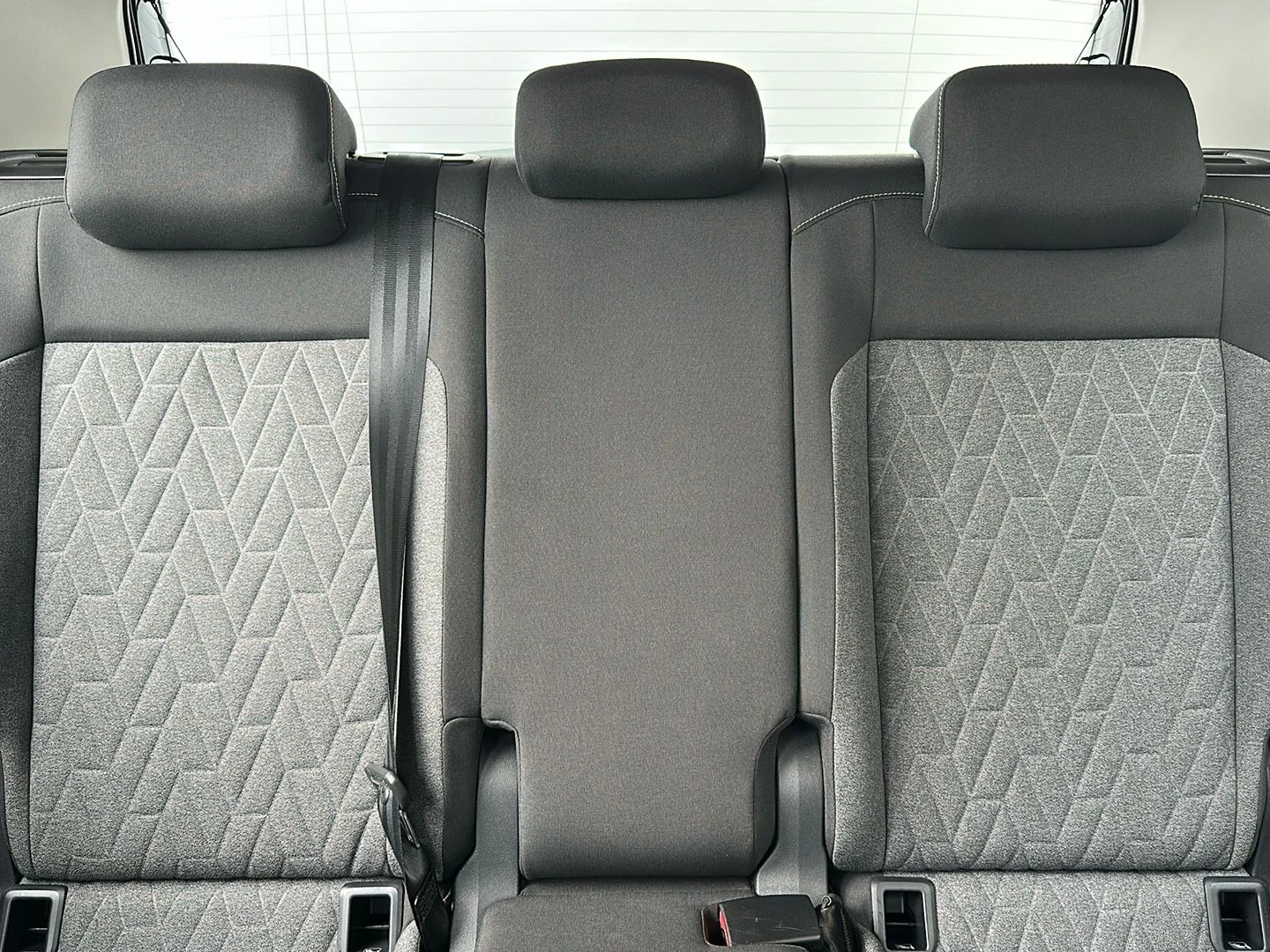 Volkswagen-T-Cross-image-8
