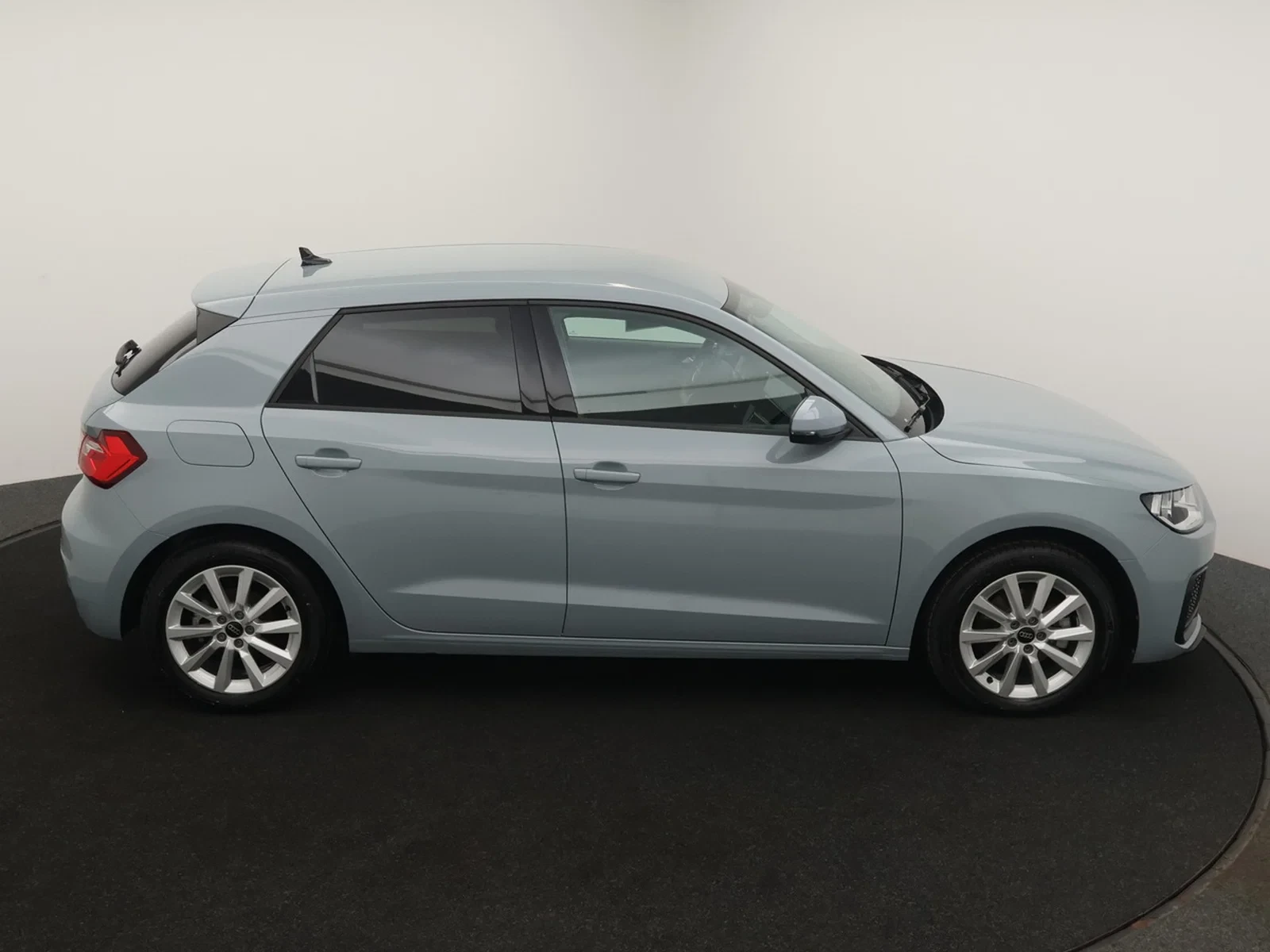 Audi A1 Sportback Sportback 30TFSI Advanced 116PK *AUTOMAAT*VIRTUAL COCKPIT*CRUISE CONTROL*PDC ACHTER*APP-CONNECT*...*