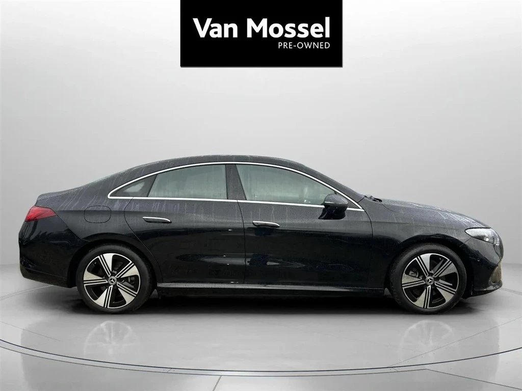 Mercedes-Benz-CLA-image-3