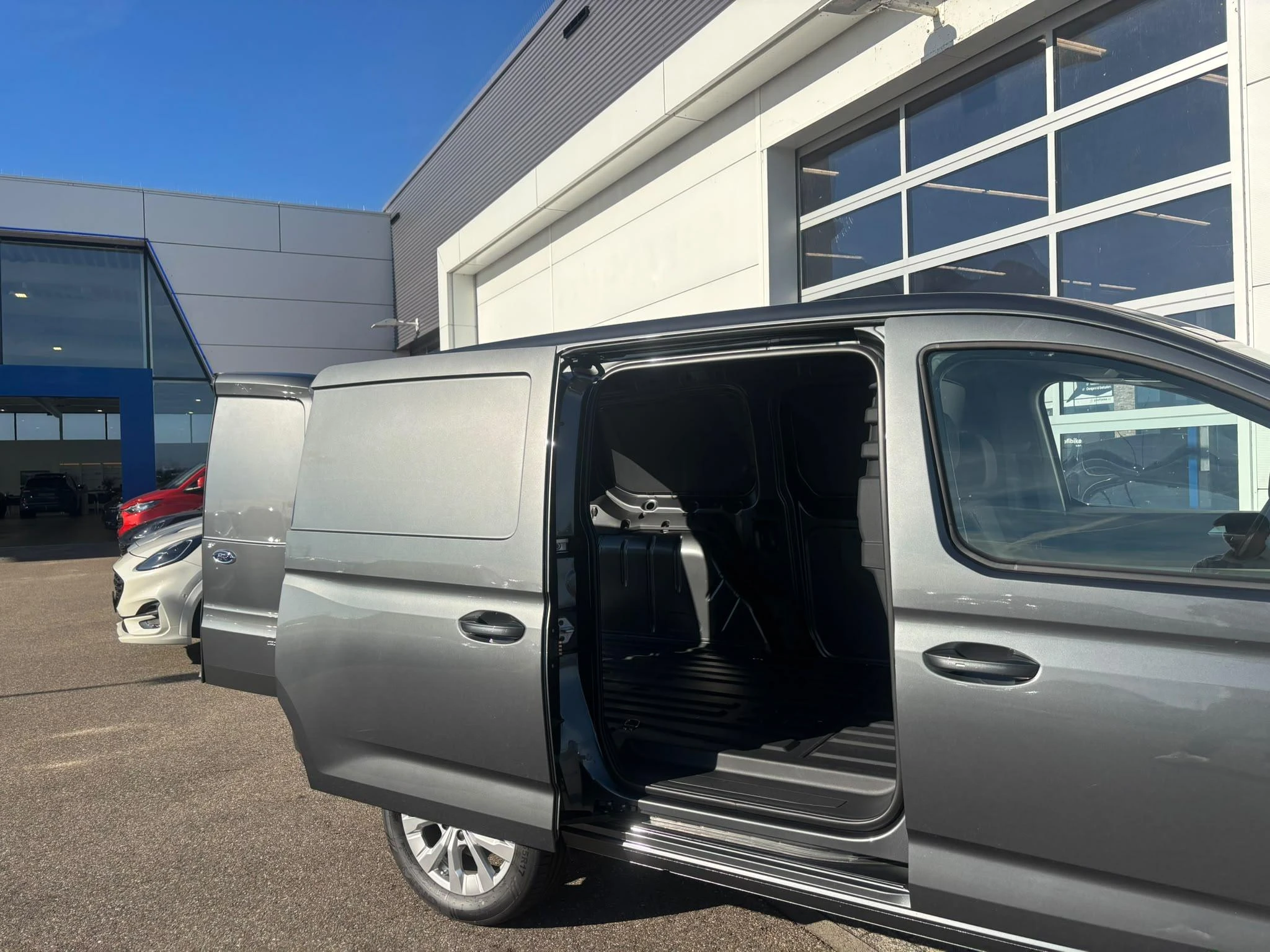 Ford-Connect-image-14