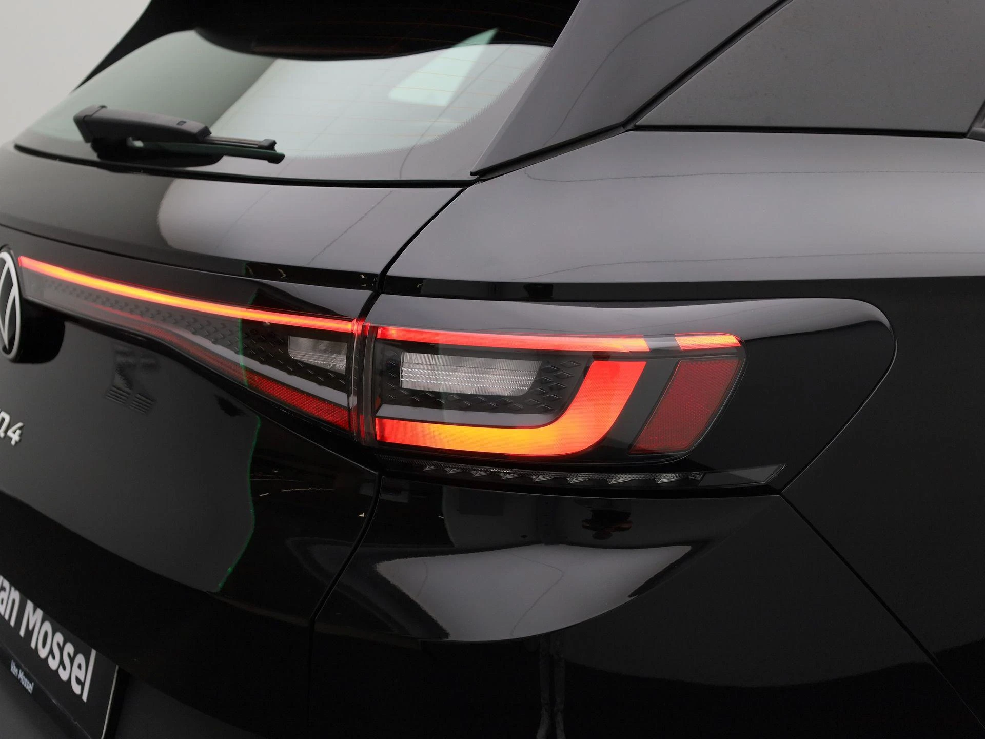 Volkswagen-ID.4-image-32