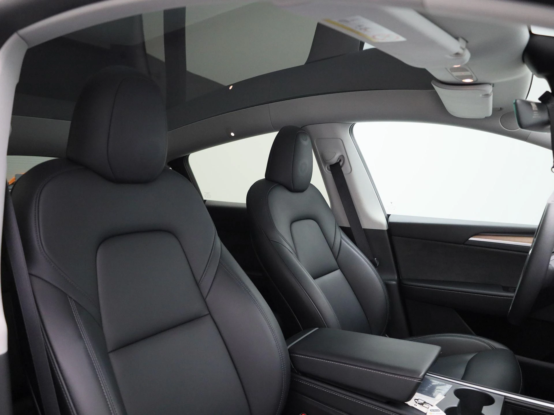 Tesla-Model Y-image-26