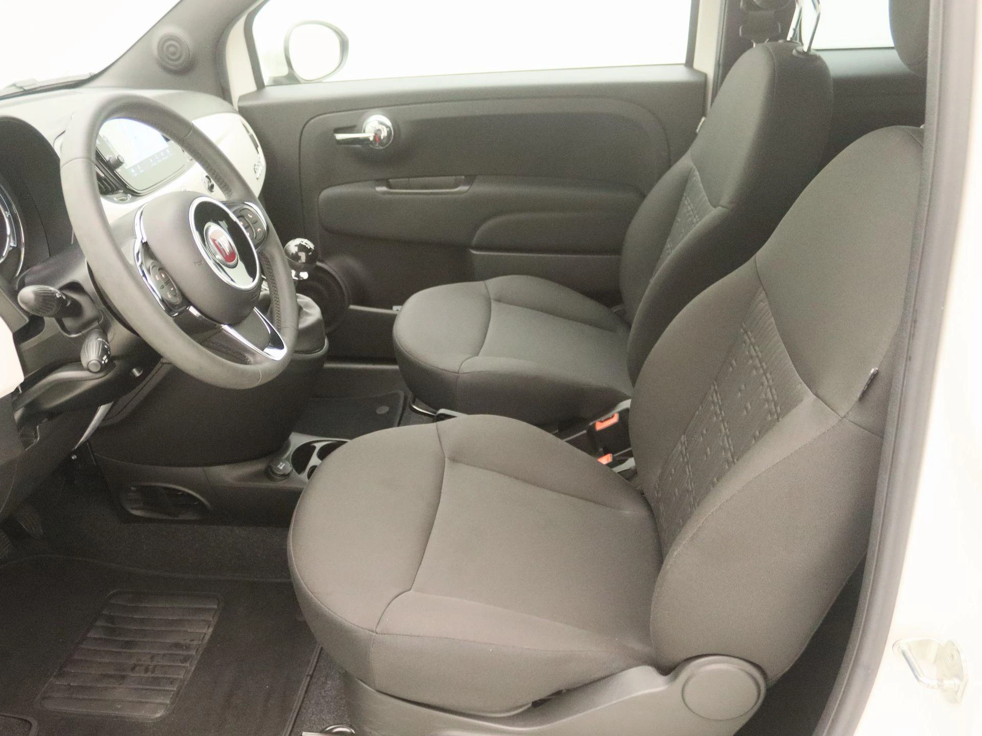 Fiat-500C-image-11