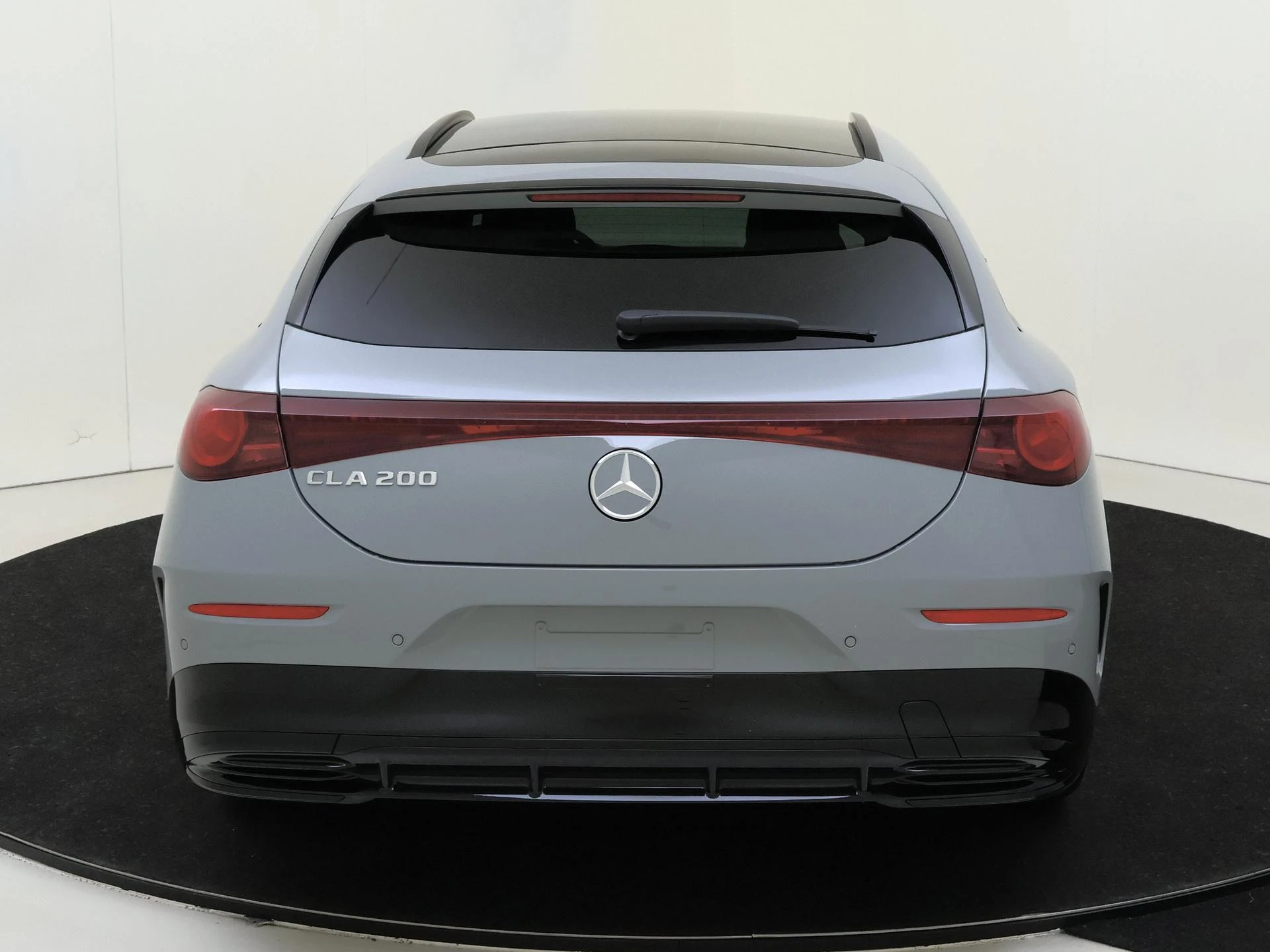 Mercedes-Benz-CLA-image-6