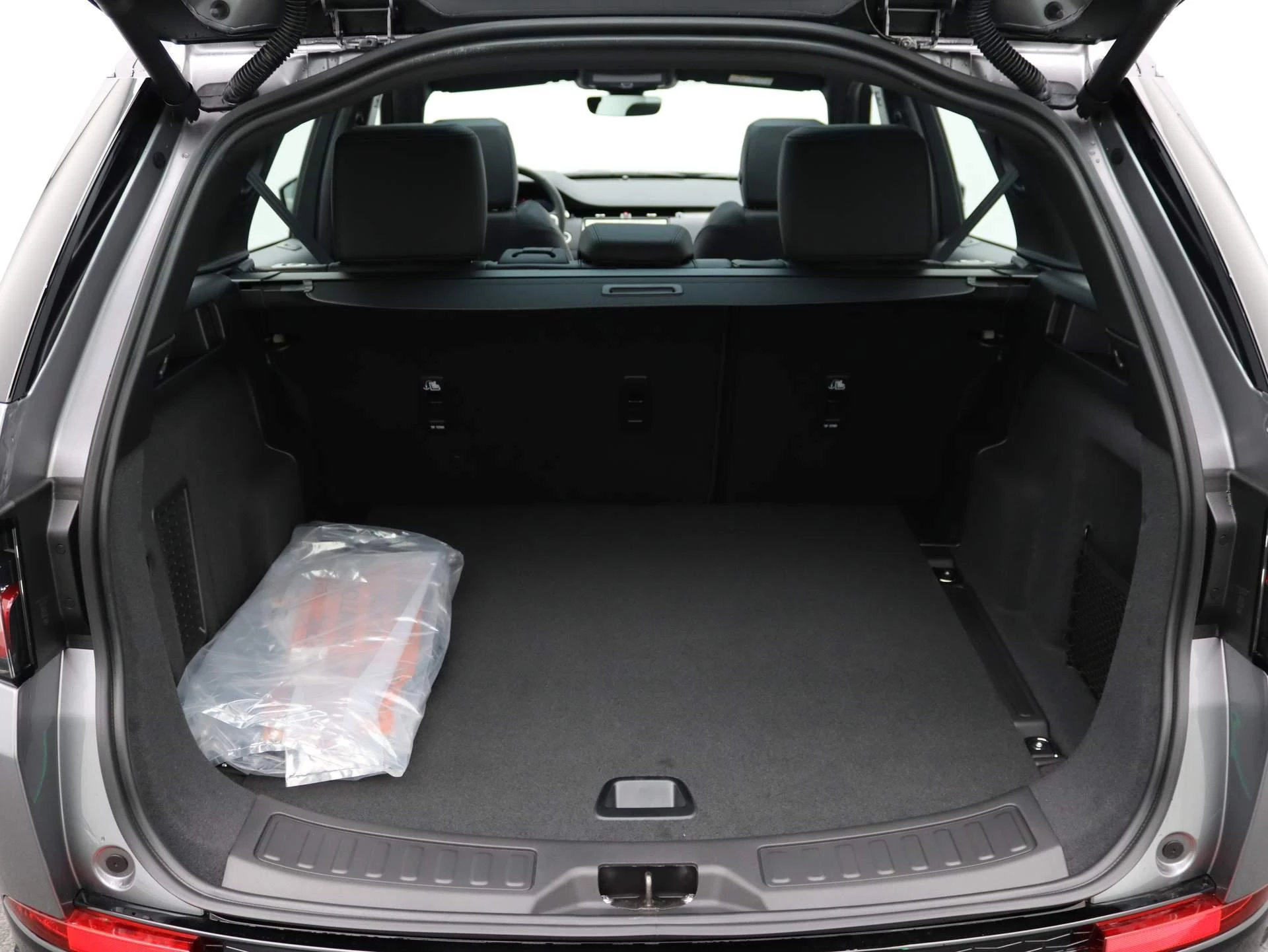 Land Rover-Discovery Sport-image-32