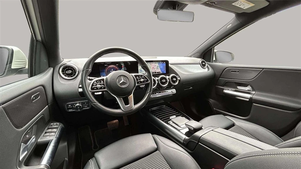 Mercedes-Benz-B-Klasse-image-10