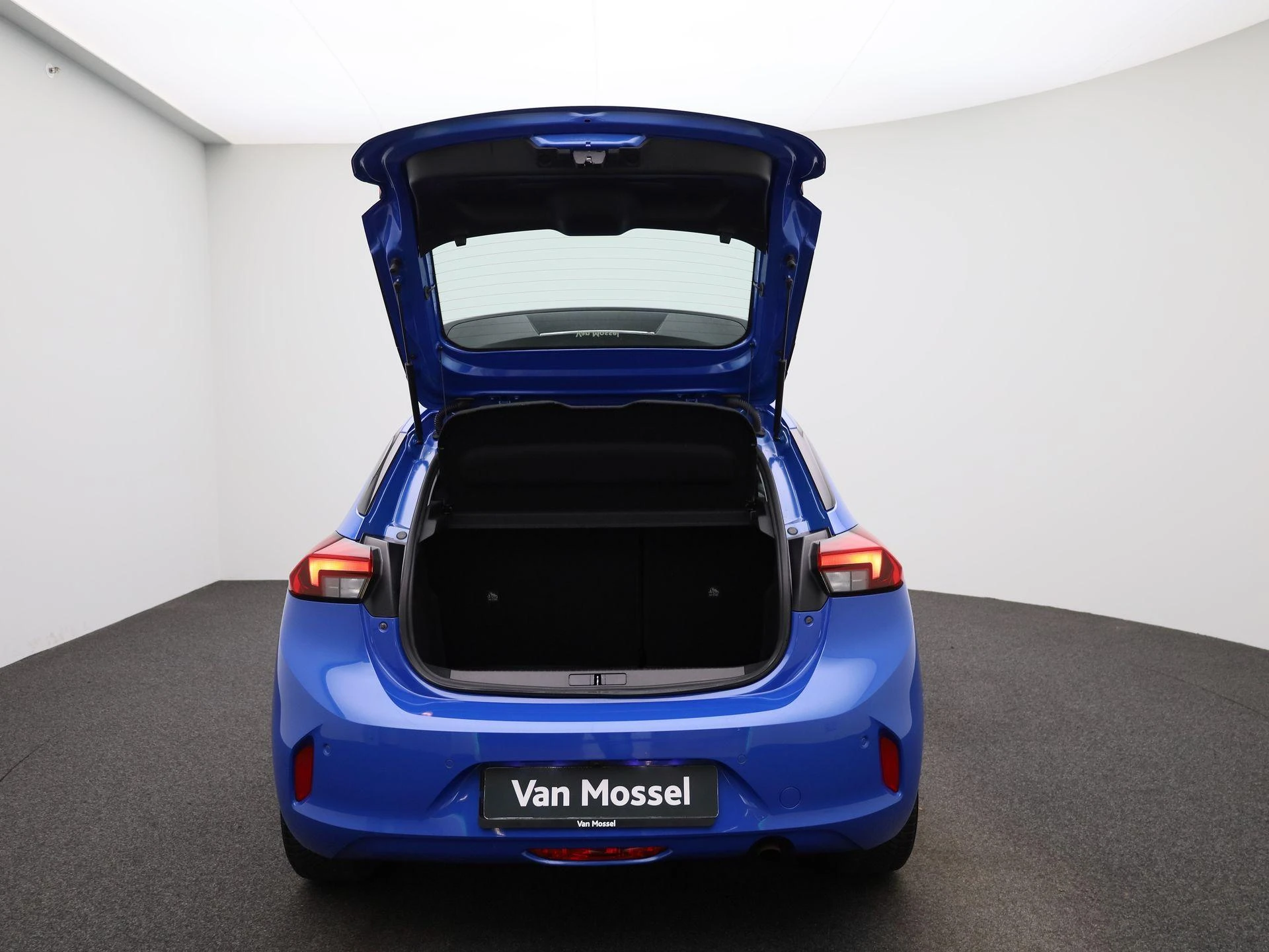 Opel-Corsa-image-10