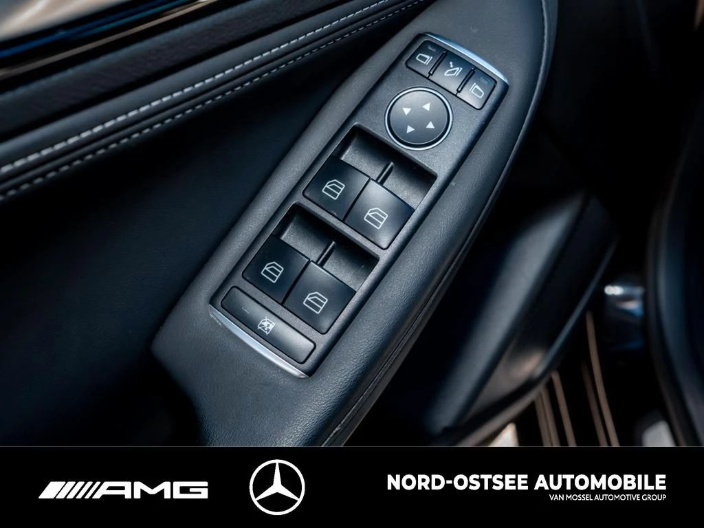 Infiniti Q30 2.0t SPORT AWD TEMPOMAT LED SHZ
