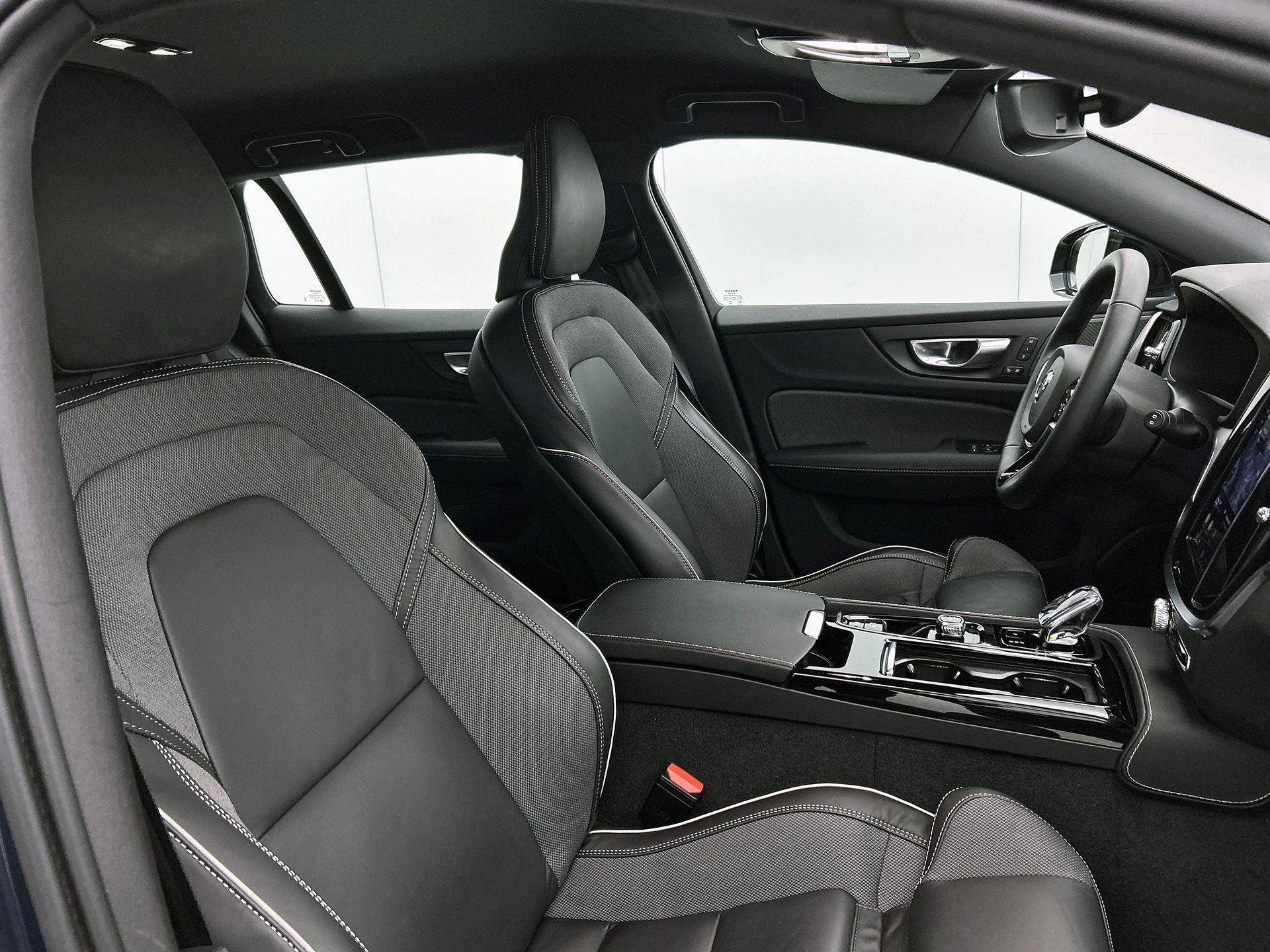Volvo-V60-image-33