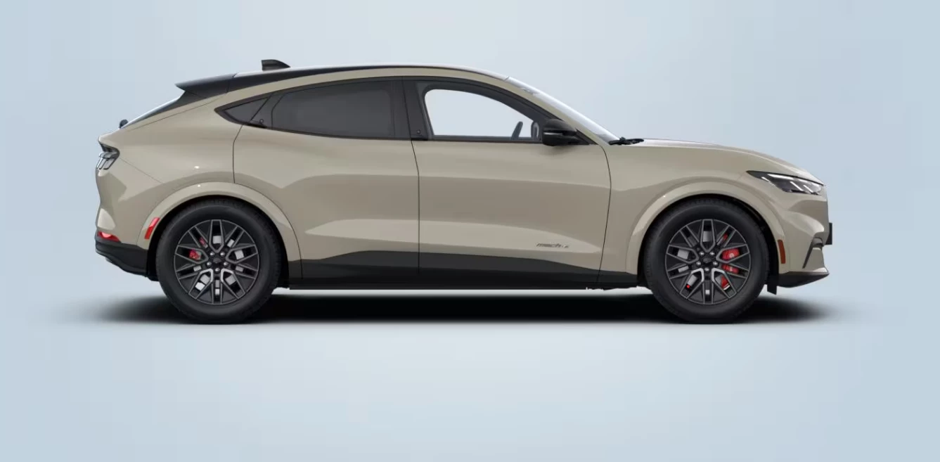 Ford Mustang Mach-E Extended Premium RWD 88 kWh