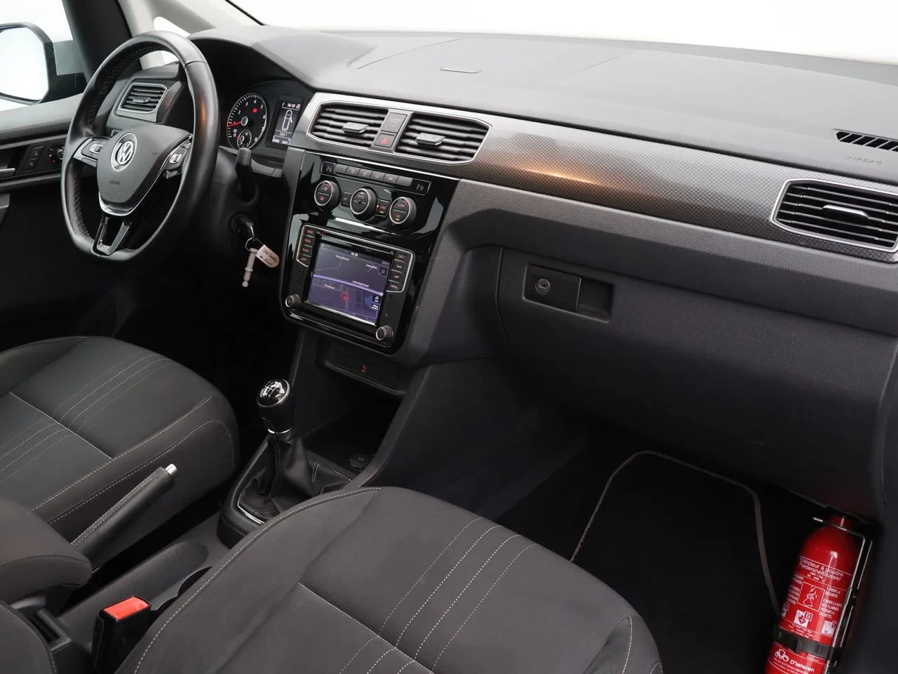 Volkswagen-Caddy-image-2