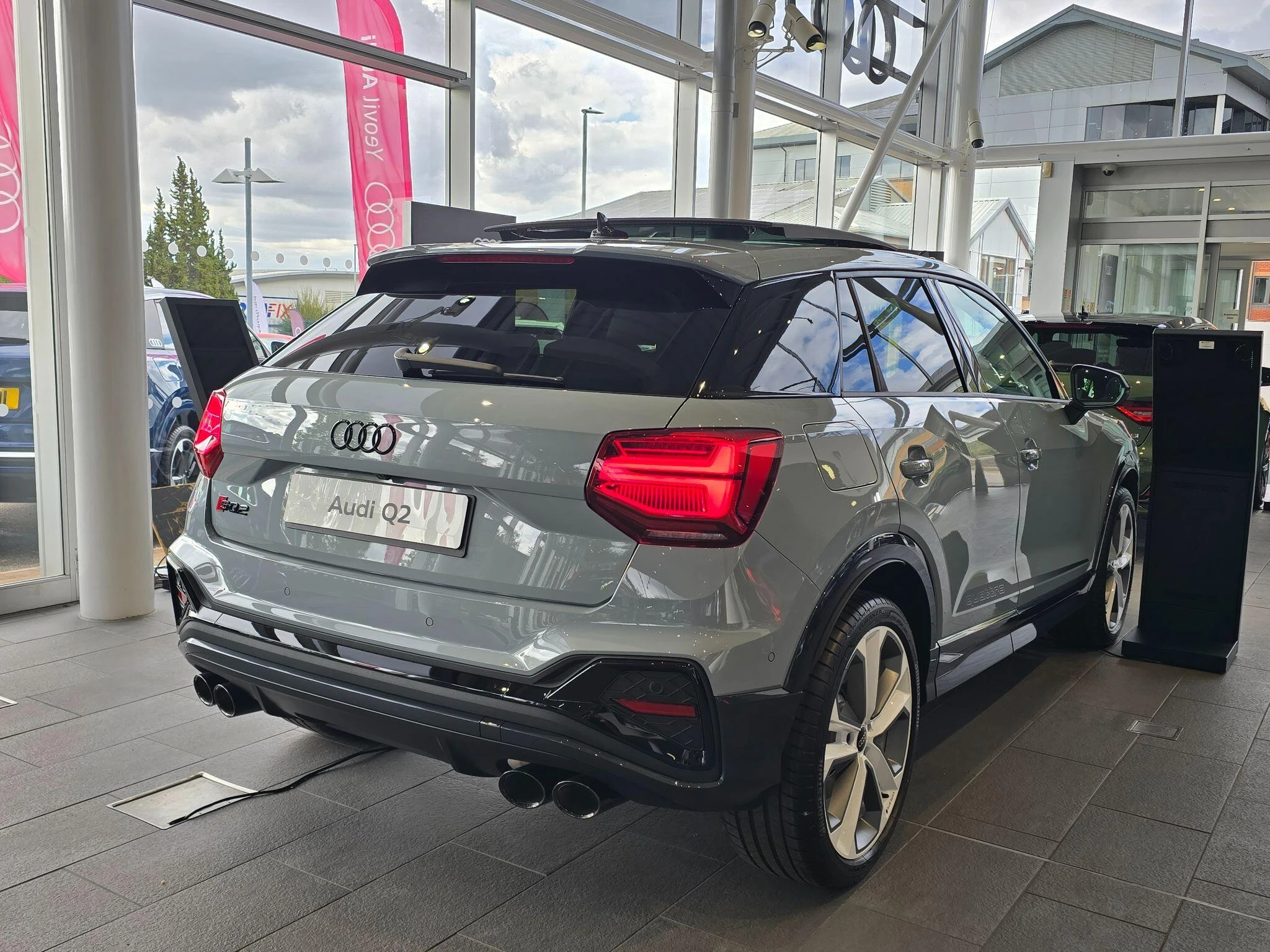 Audi-SQ2-image-5