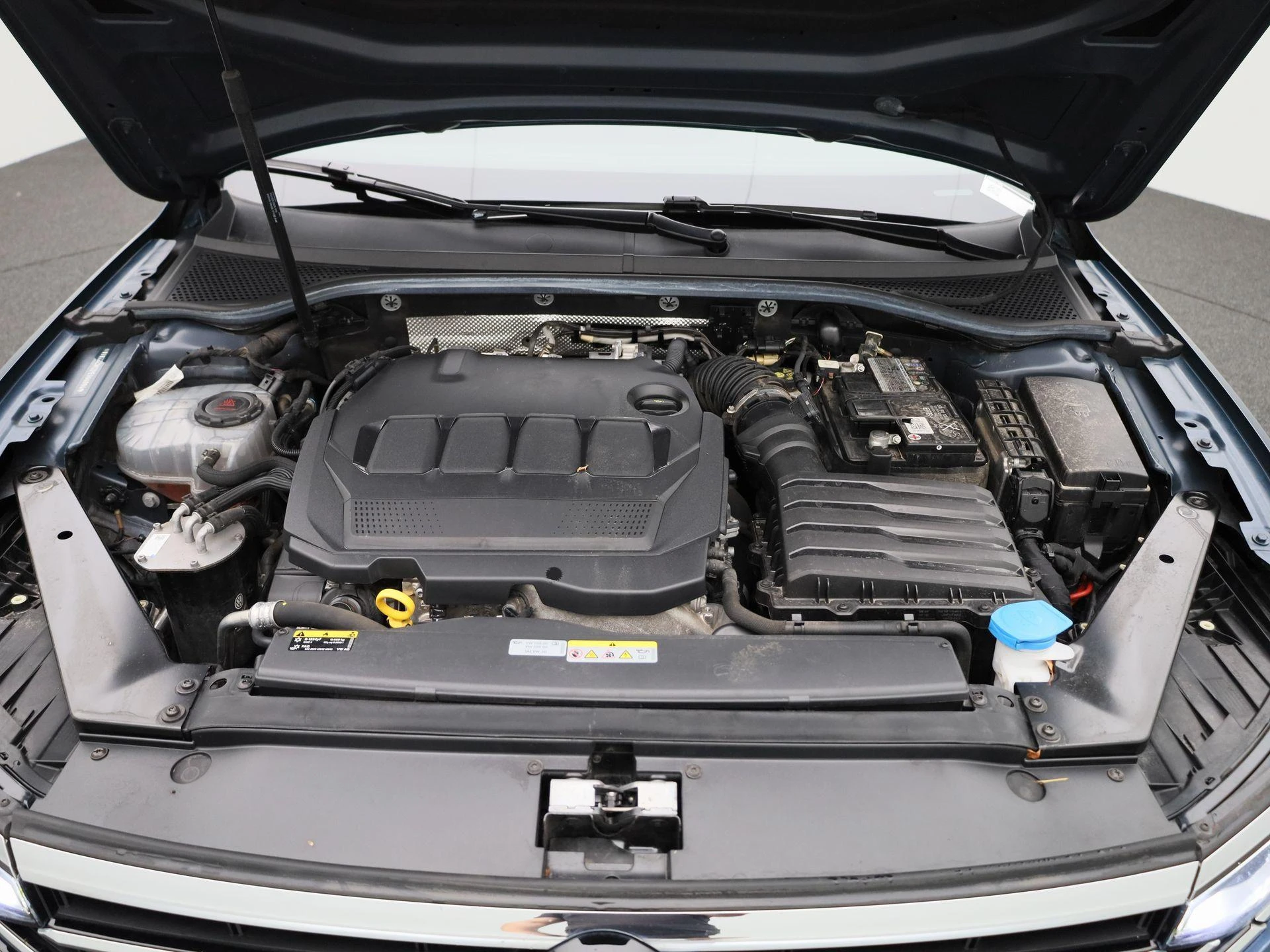 Volkswagen-Passat-image-40