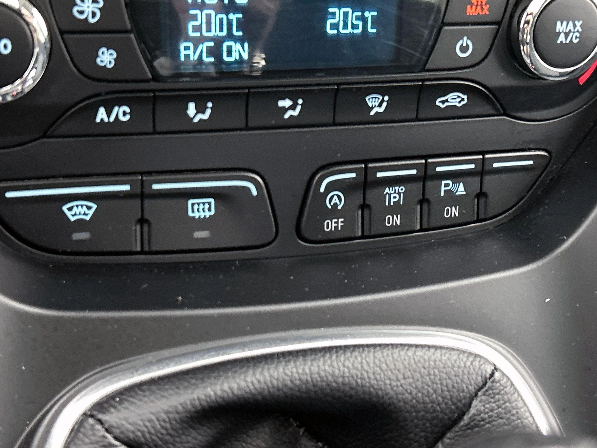 Ford-C-MAX-image-9