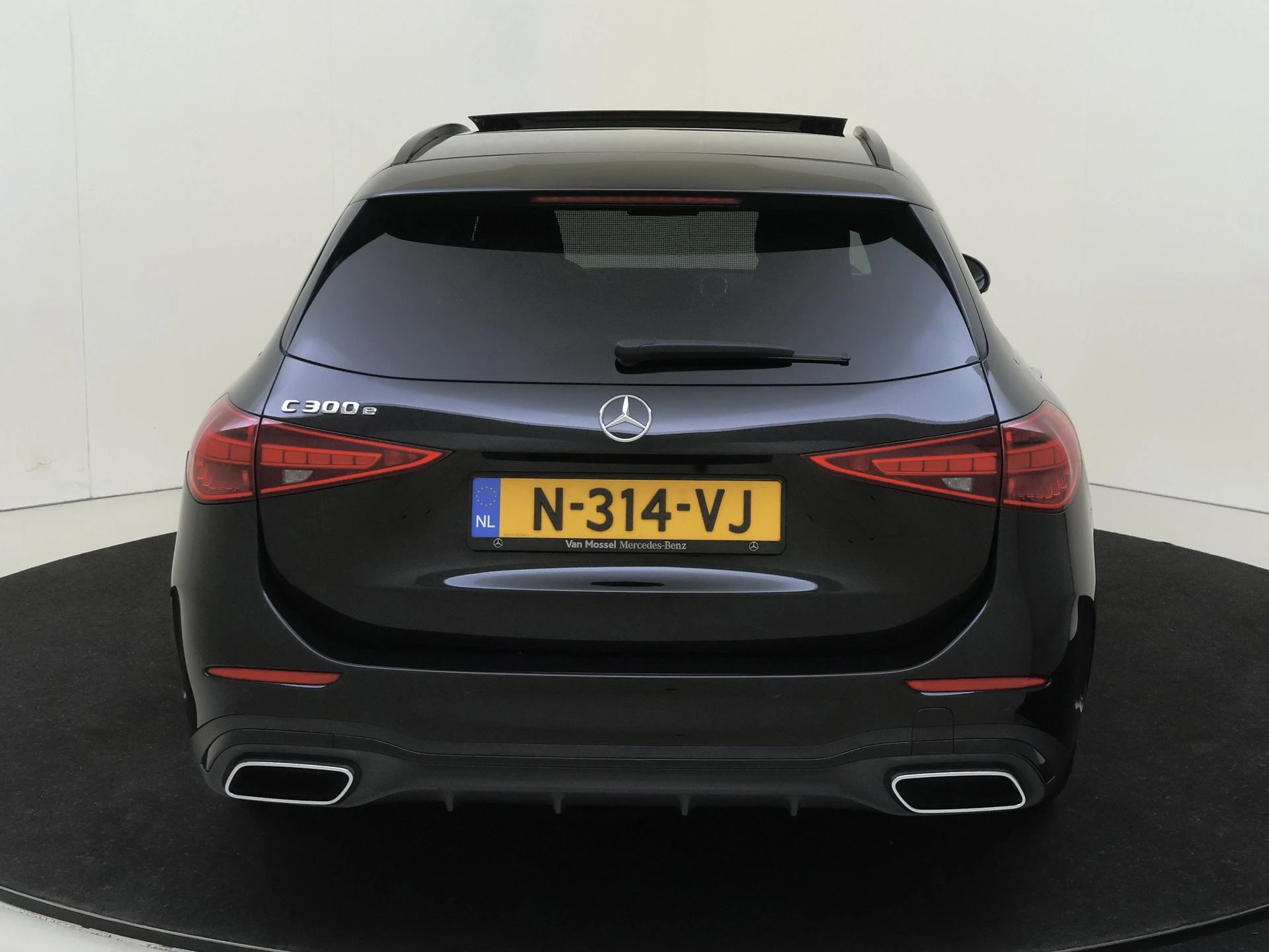 Mercedes-Benz C-Klasse Estate 300 e AMG Line