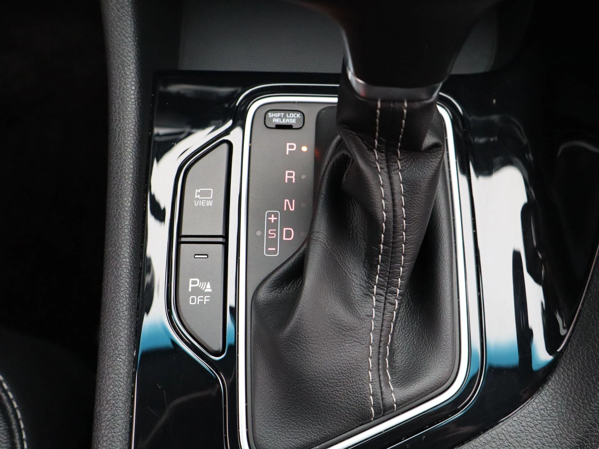 Kia-Niro-image-23