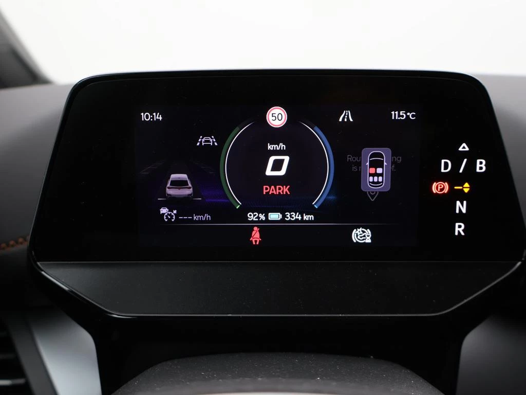 CUPRA Born Born Business 204pk 59kWh * DEMO *