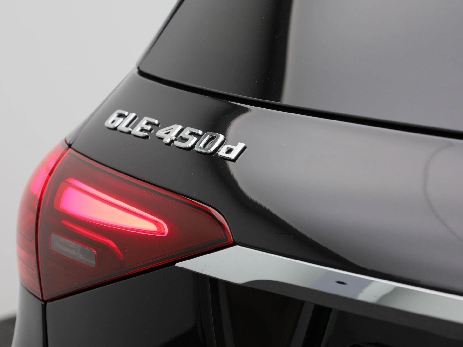 Mercedes-Benz-GLE-image-61