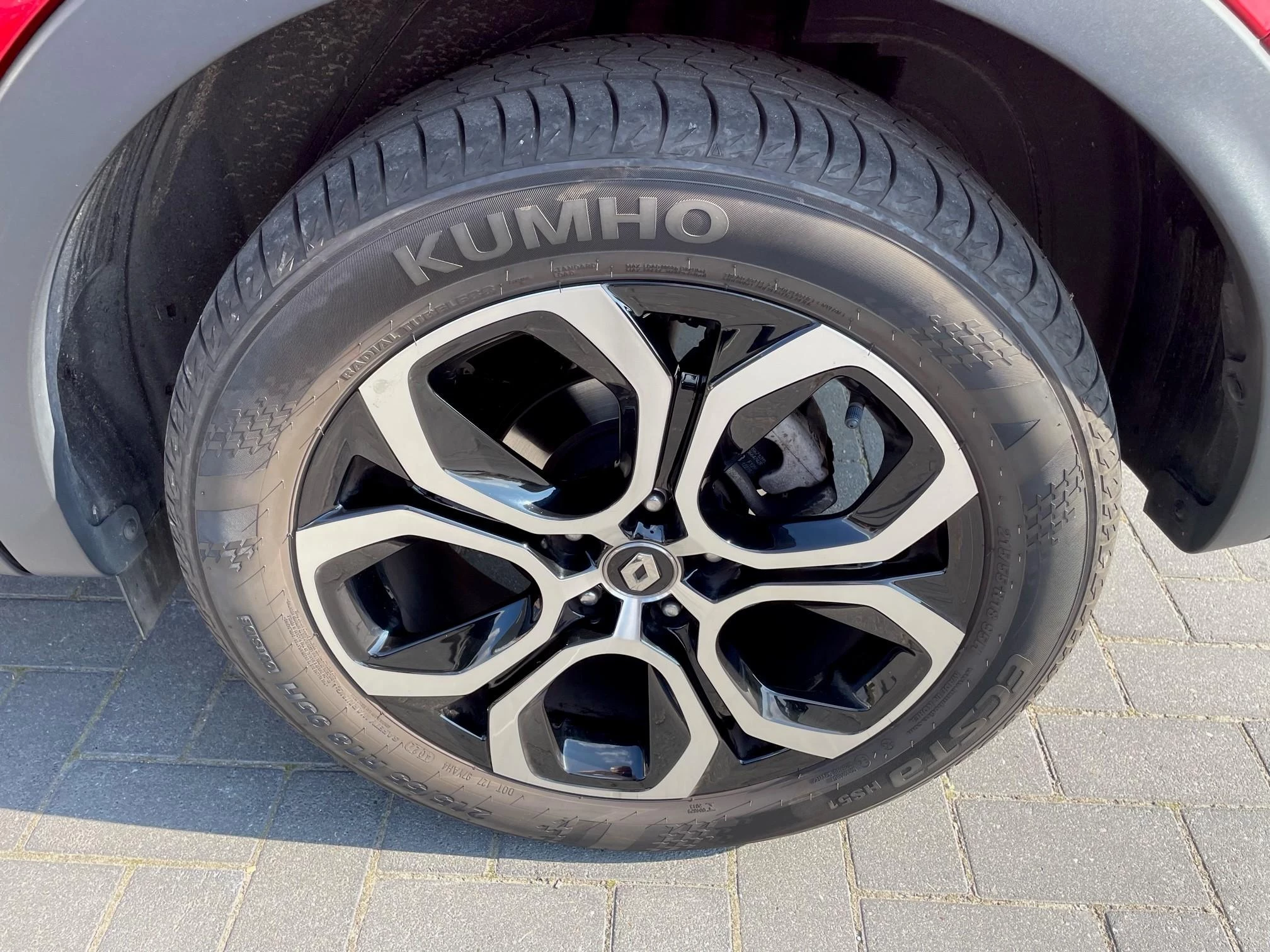 Renault-Arkana-image-14