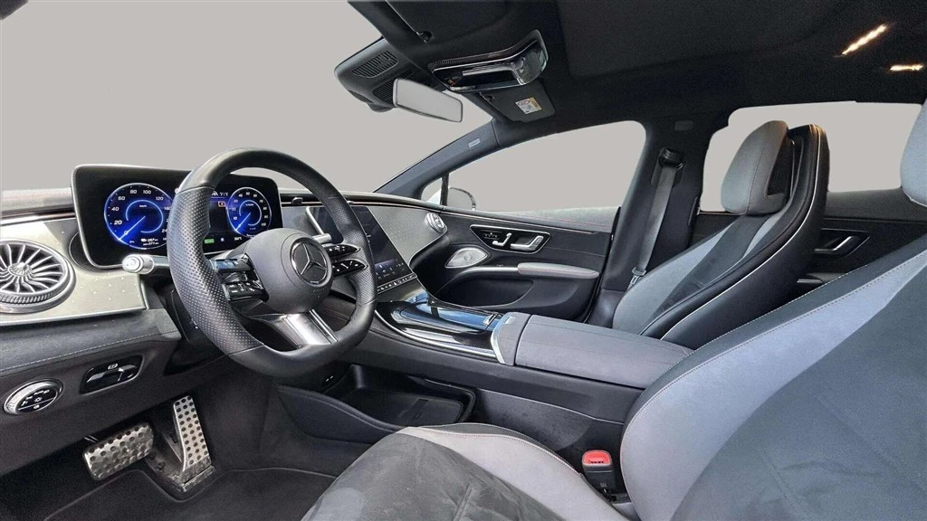 Mercedes-Benz-EQS-image-9