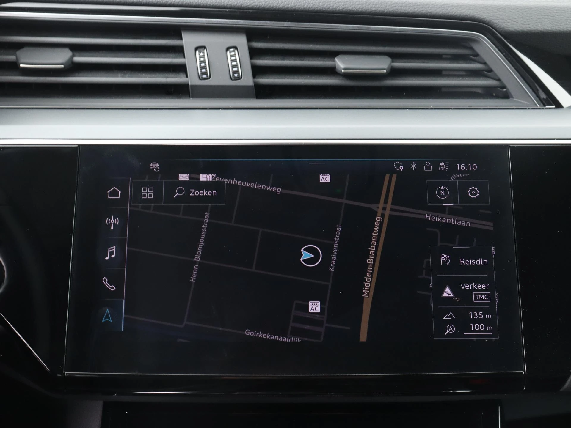 Audi-e-tron-image-17