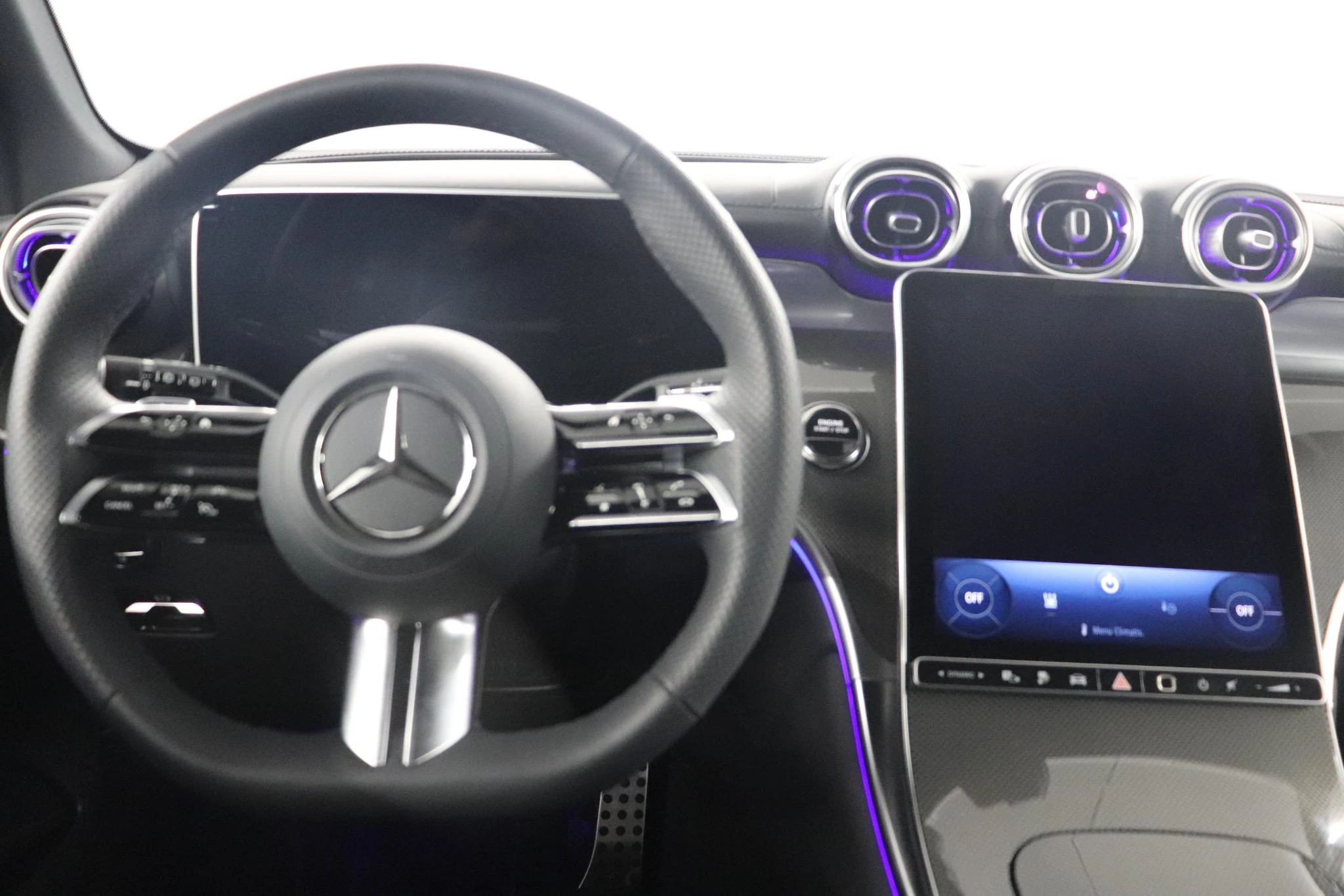 Mercedes-Benz-GLC-image-10