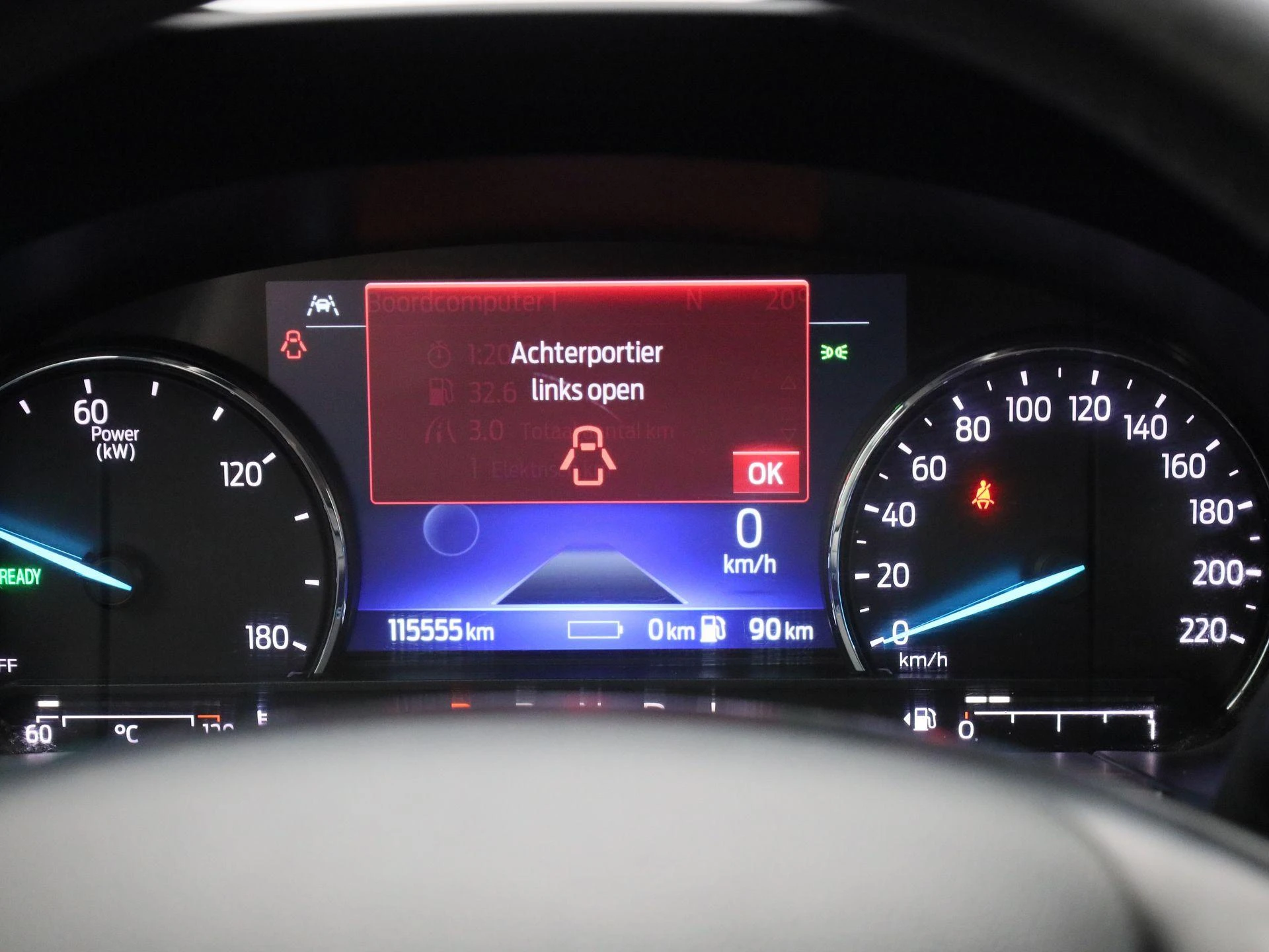 Ford-Kuga-image-8