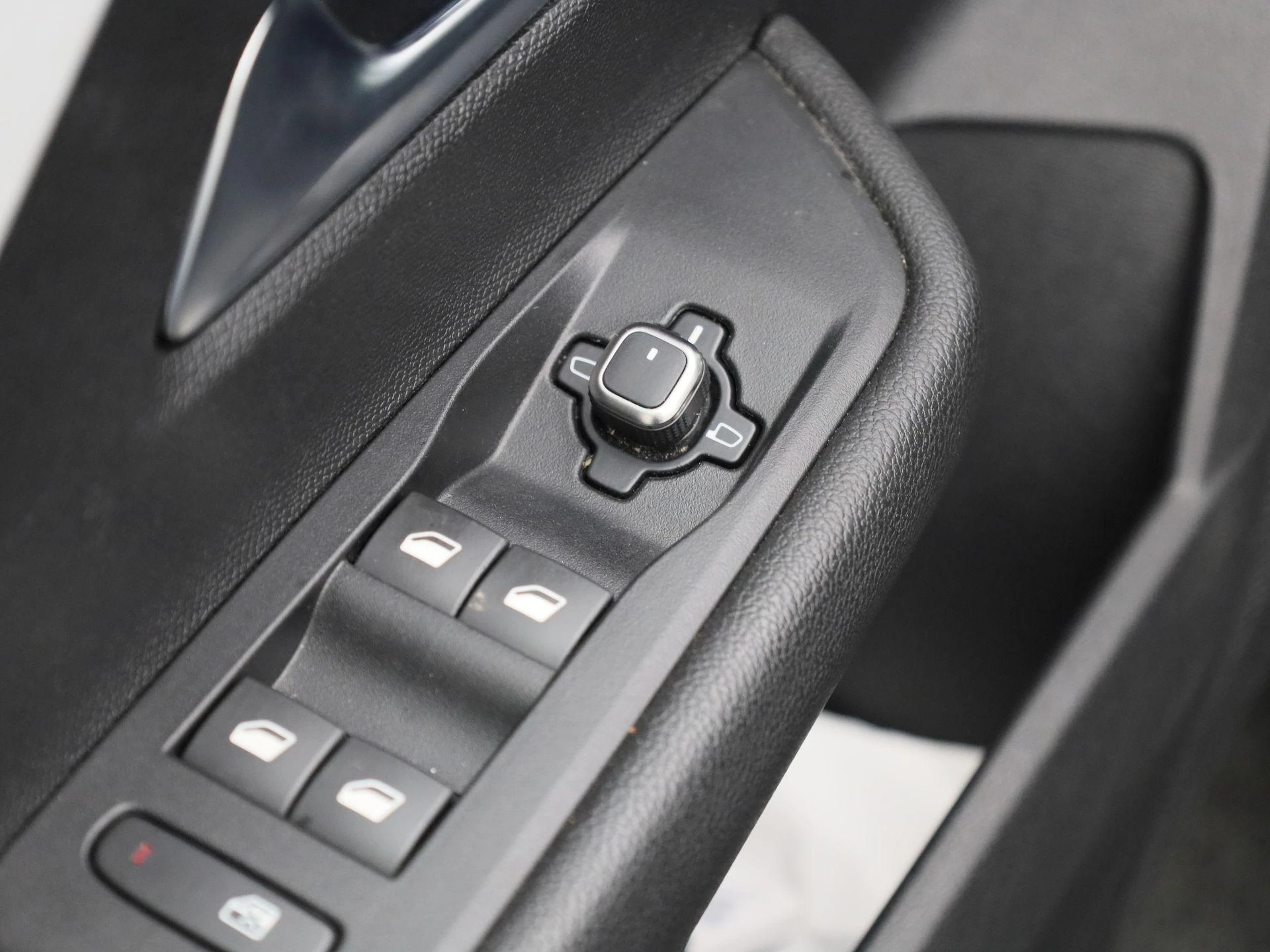 Opel-Astra-image-28