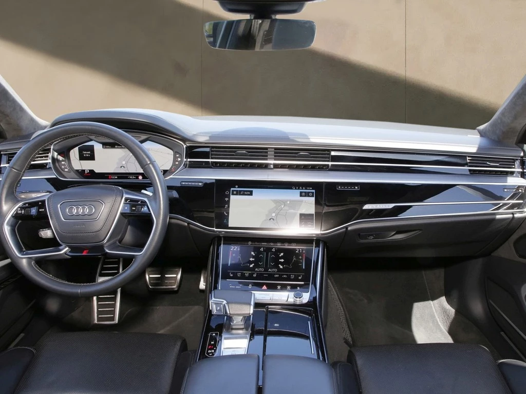Audi S8 4.0 TFSI quattro PANO*360°*STHZ*MATRIX*LEDER*B&O