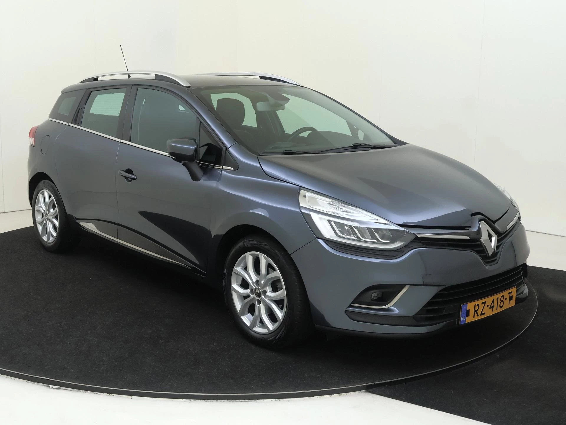 Renault-Clio-image-1