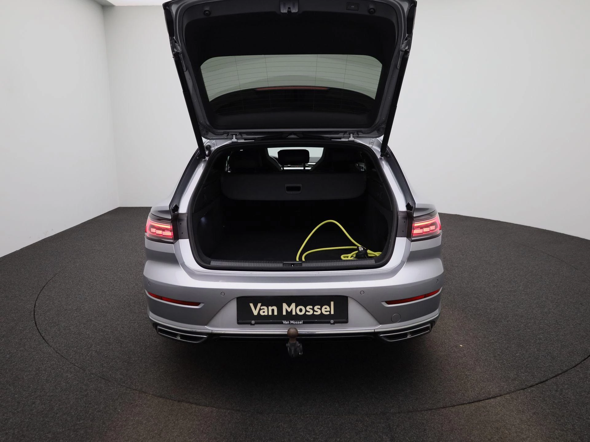 Volkswagen-Arteon-image-10