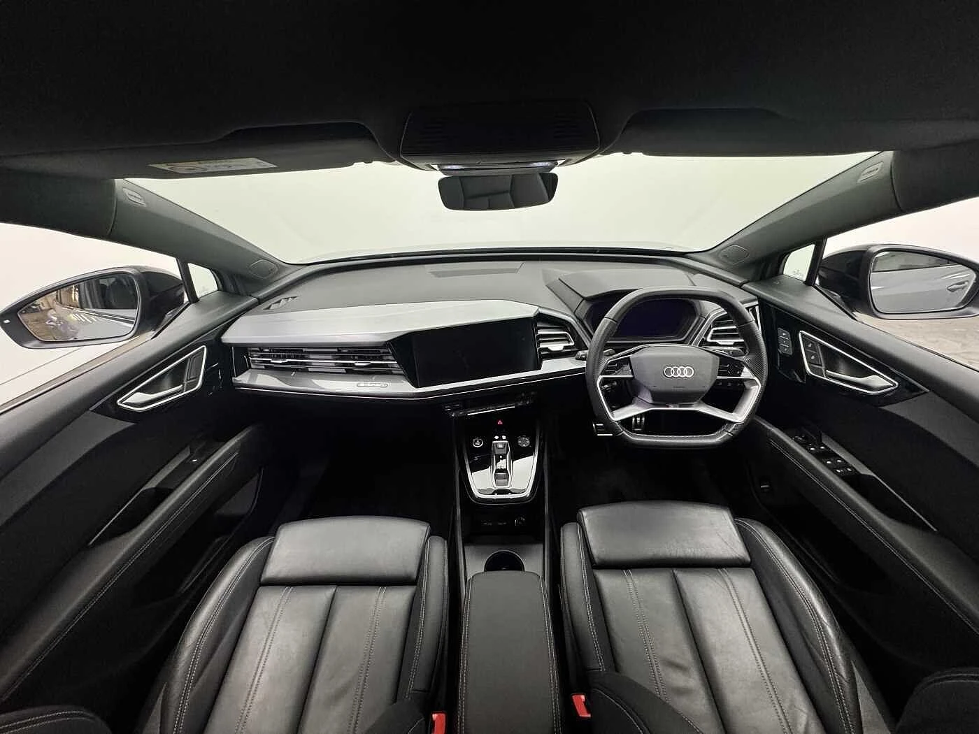Audi-Q4 e-tron-image-12
