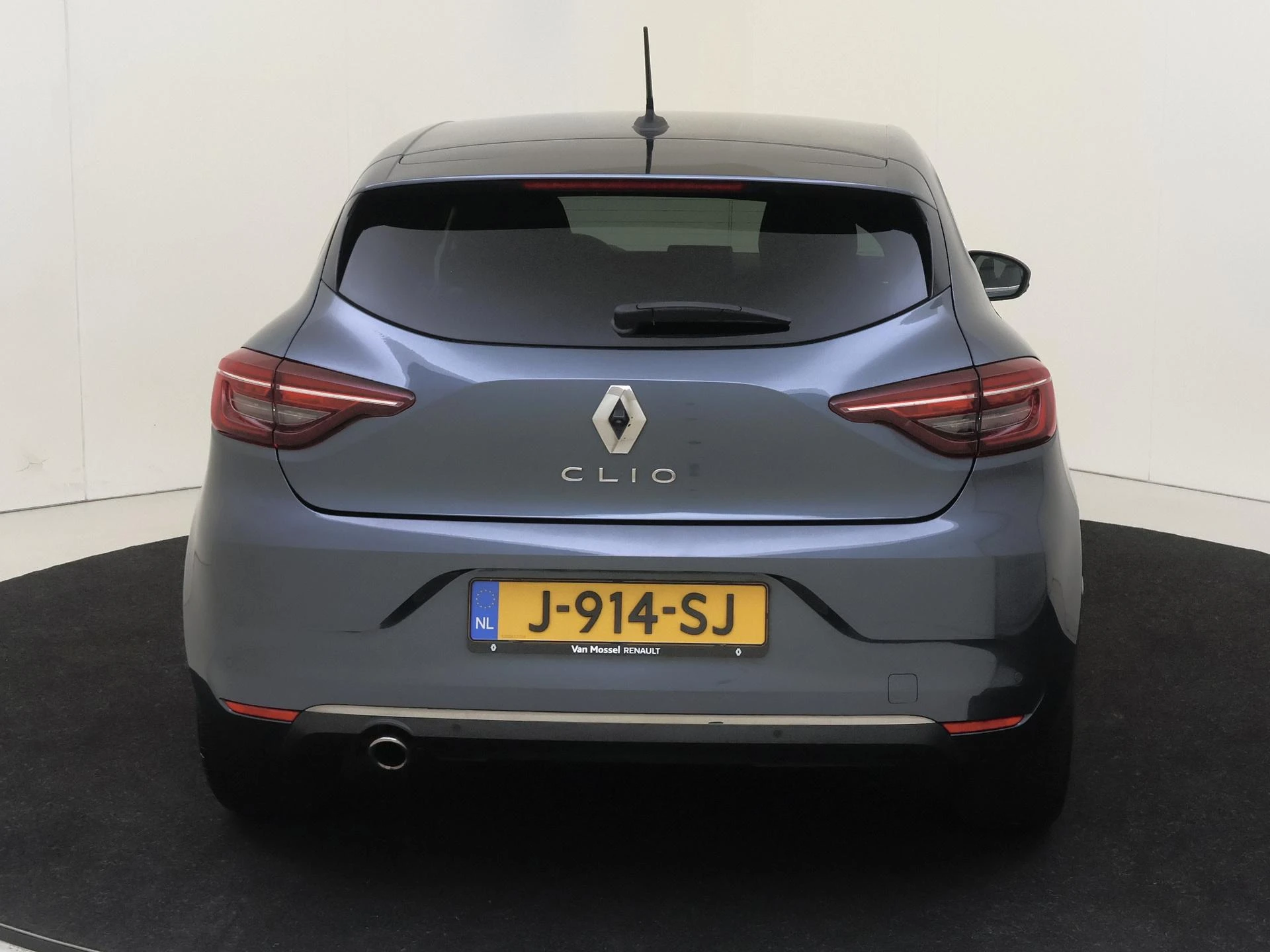 Renault-Clio-image-6