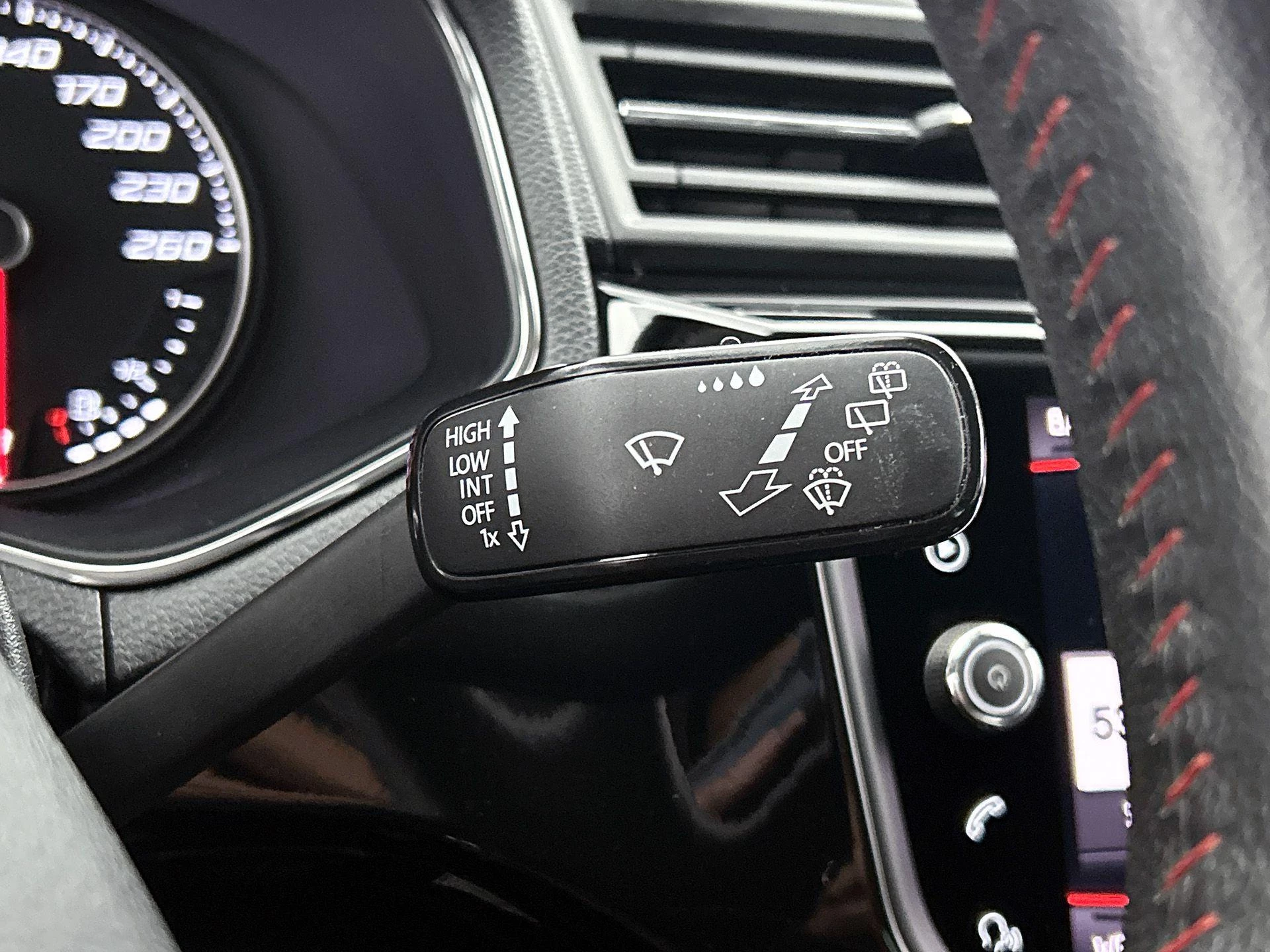 SEAT-Ibiza-image-7