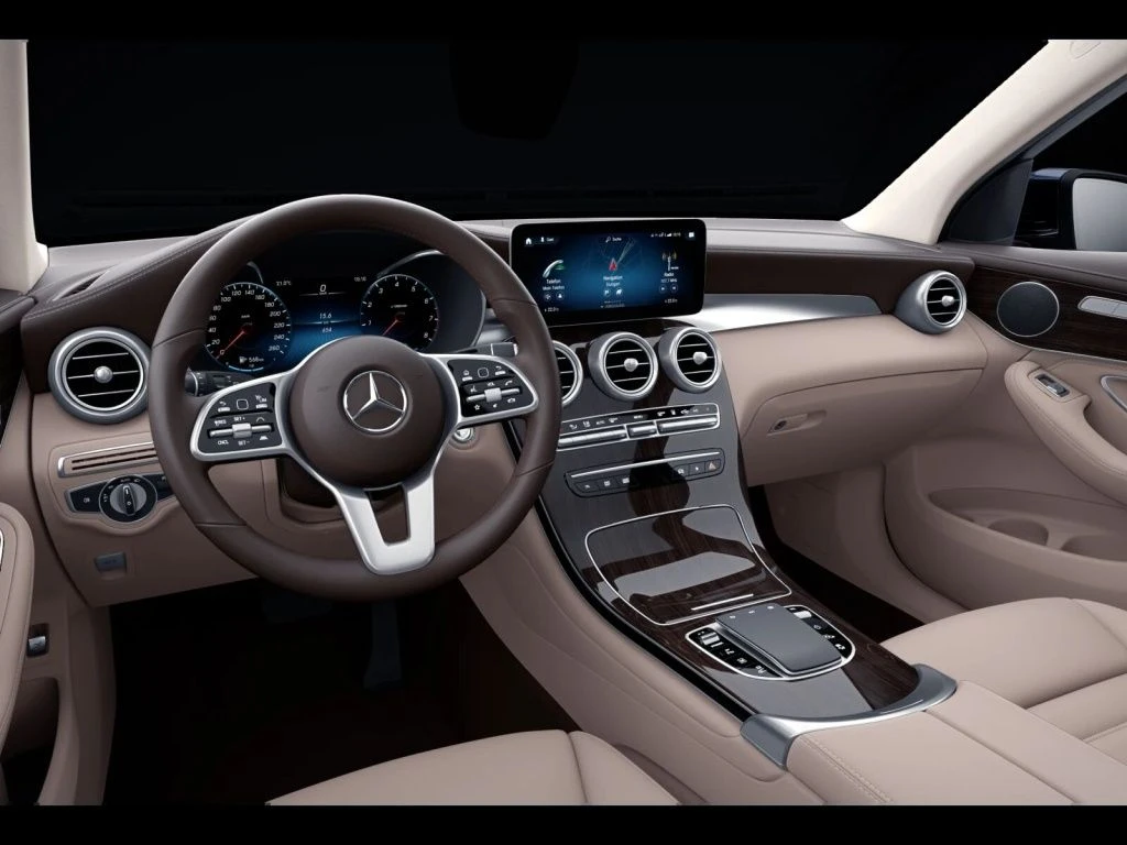 Mercedes-Benz-GLC 300 de-image-9