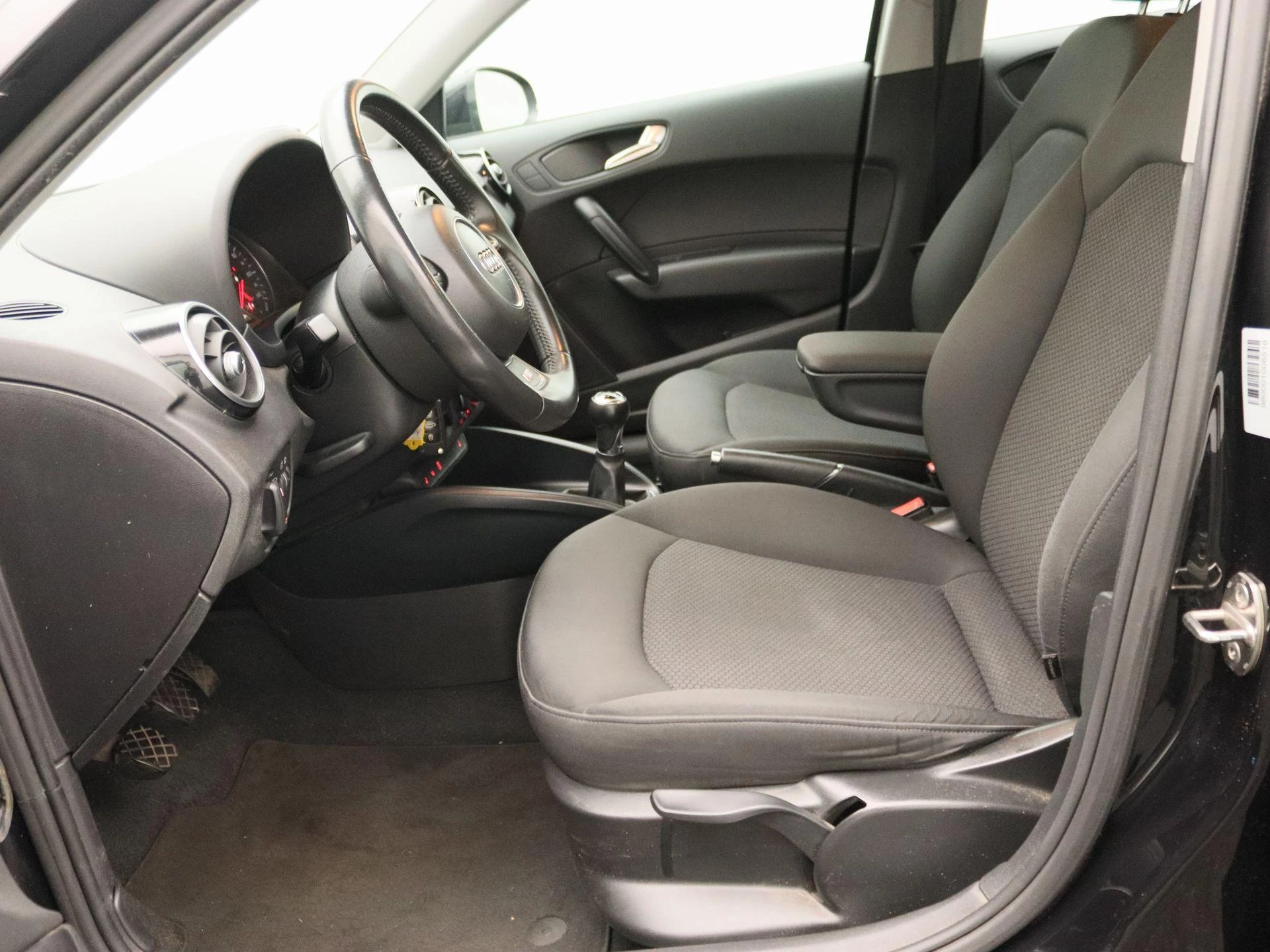 Audi-A1 Sportback-image-13