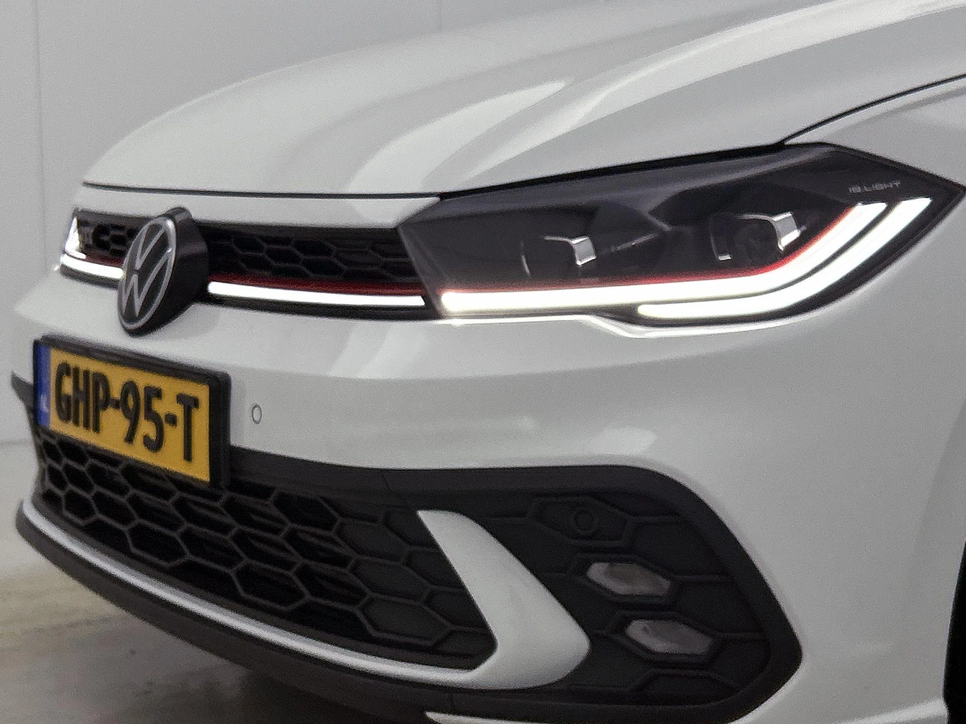 Volkswagen-Polo-image-33