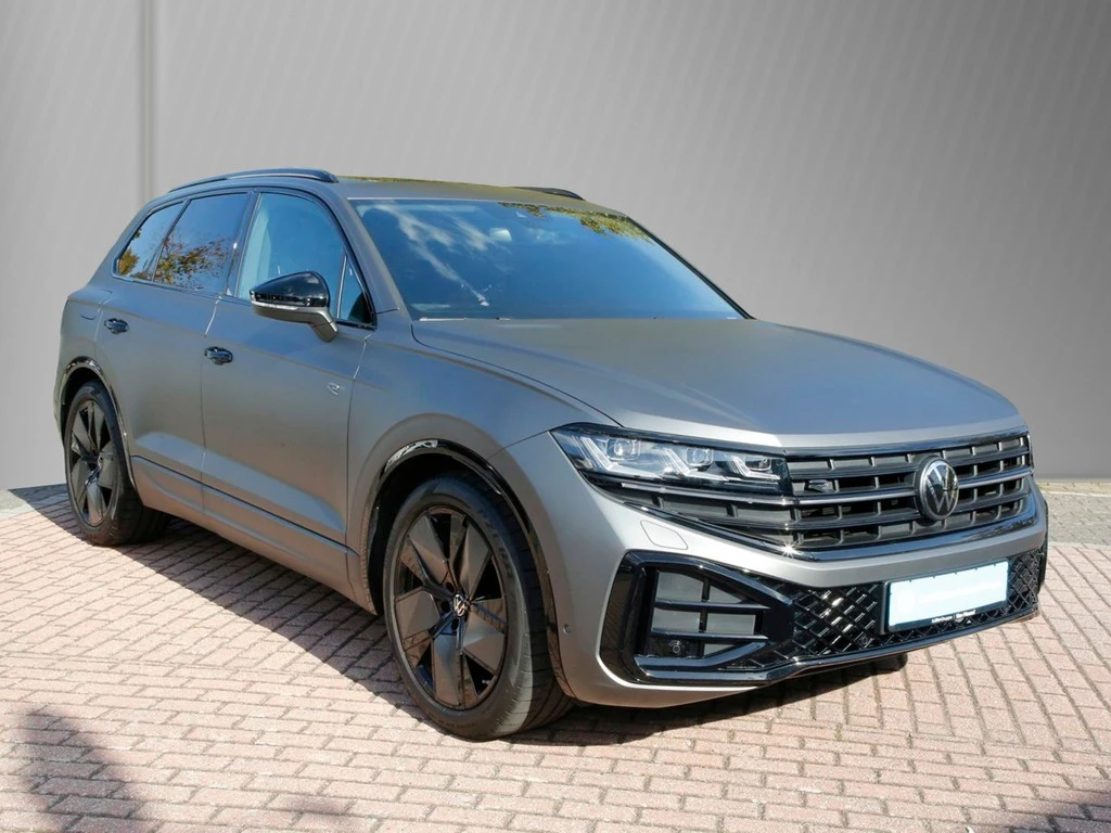 Volkswagen-Touareg-image-2