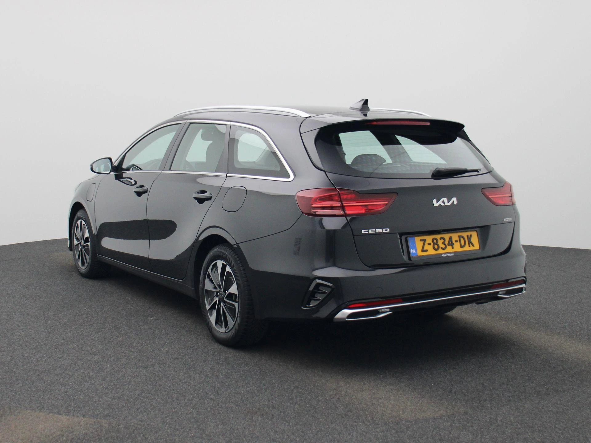 Kia-Ceed Sportswagon-image-3
