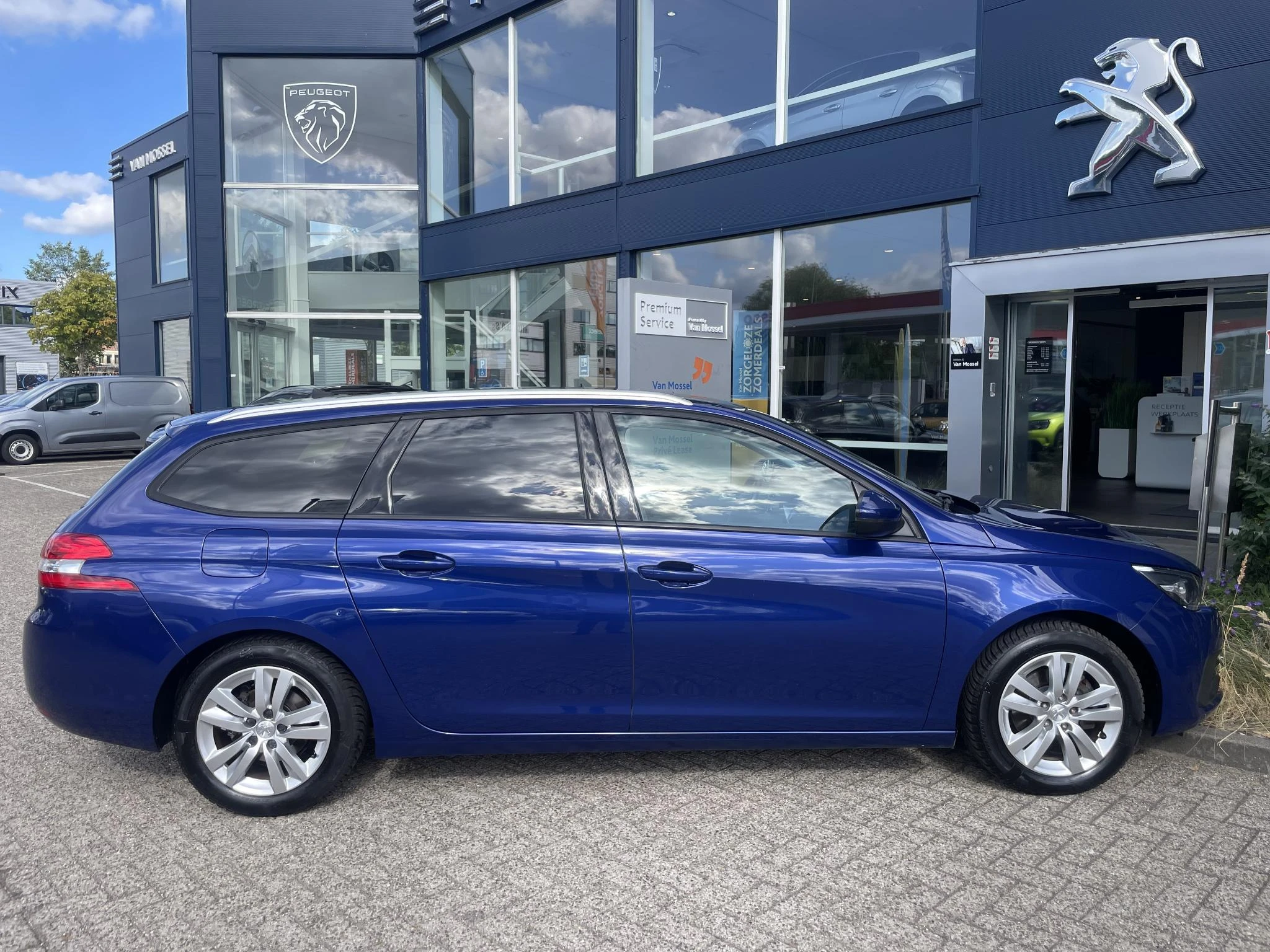Peugeot-308-image-7