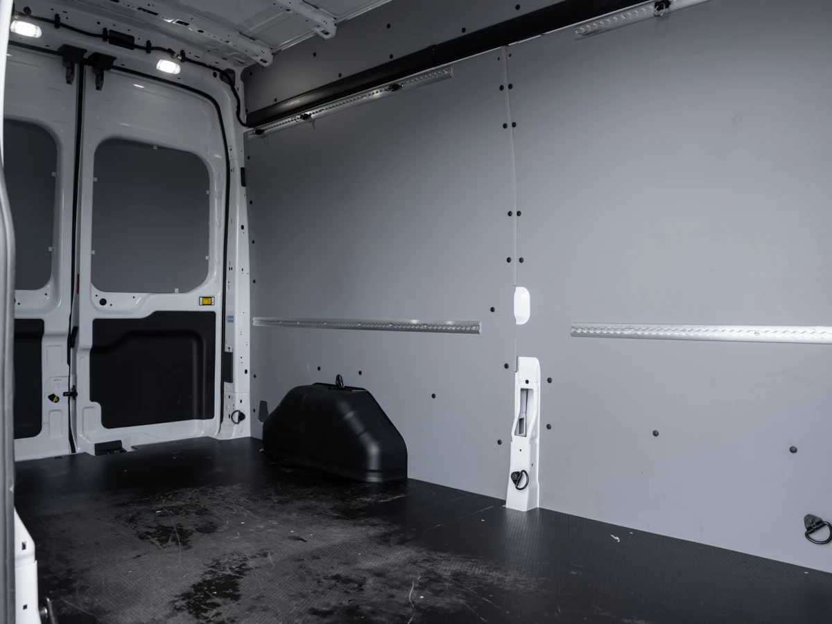 Ford-Transit-image-8