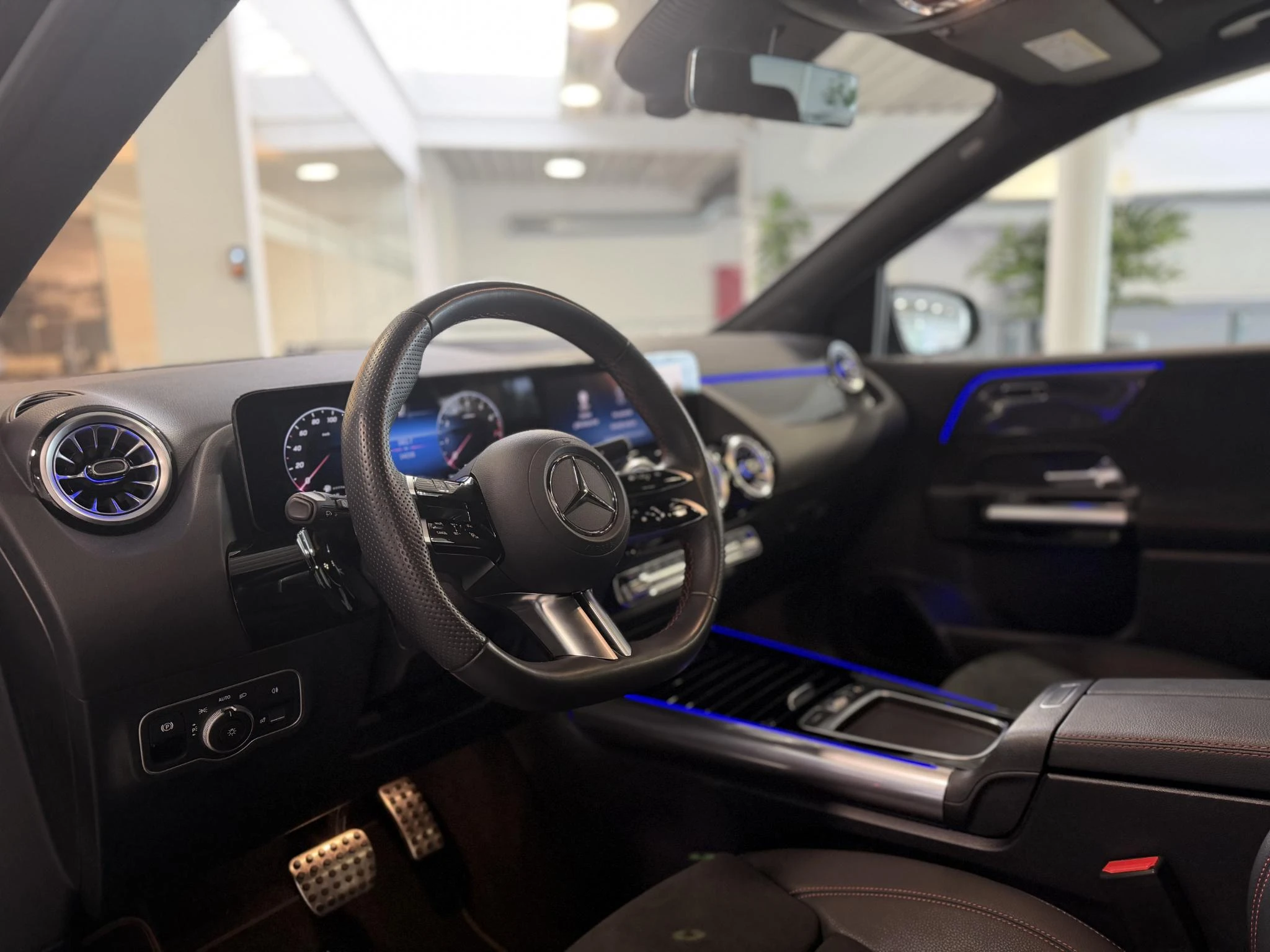 Mercedes-Benz-Classe B-image-14