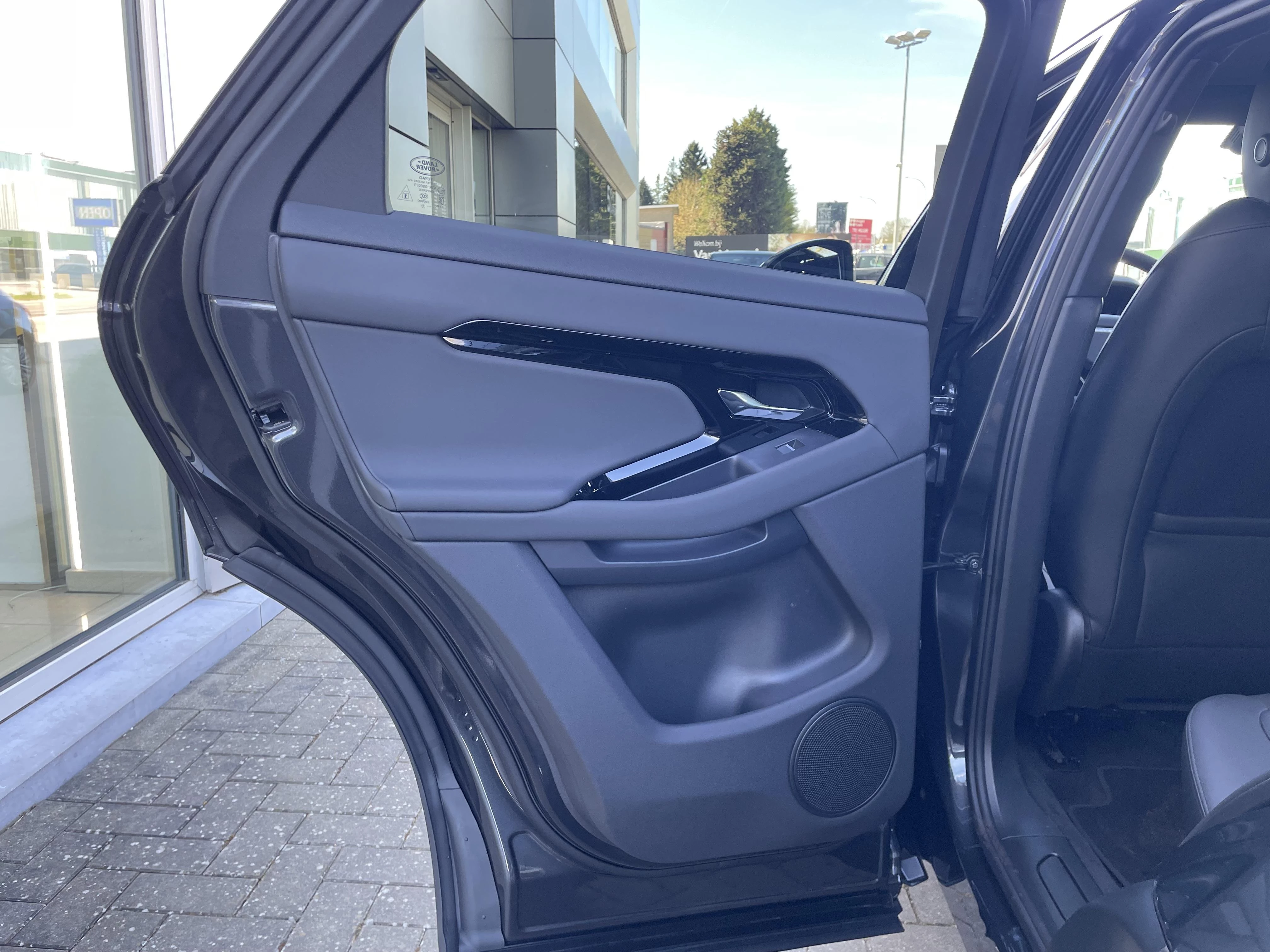 Land Rover Range Rover Evoque P160 S FWD Auto. 26.5MY