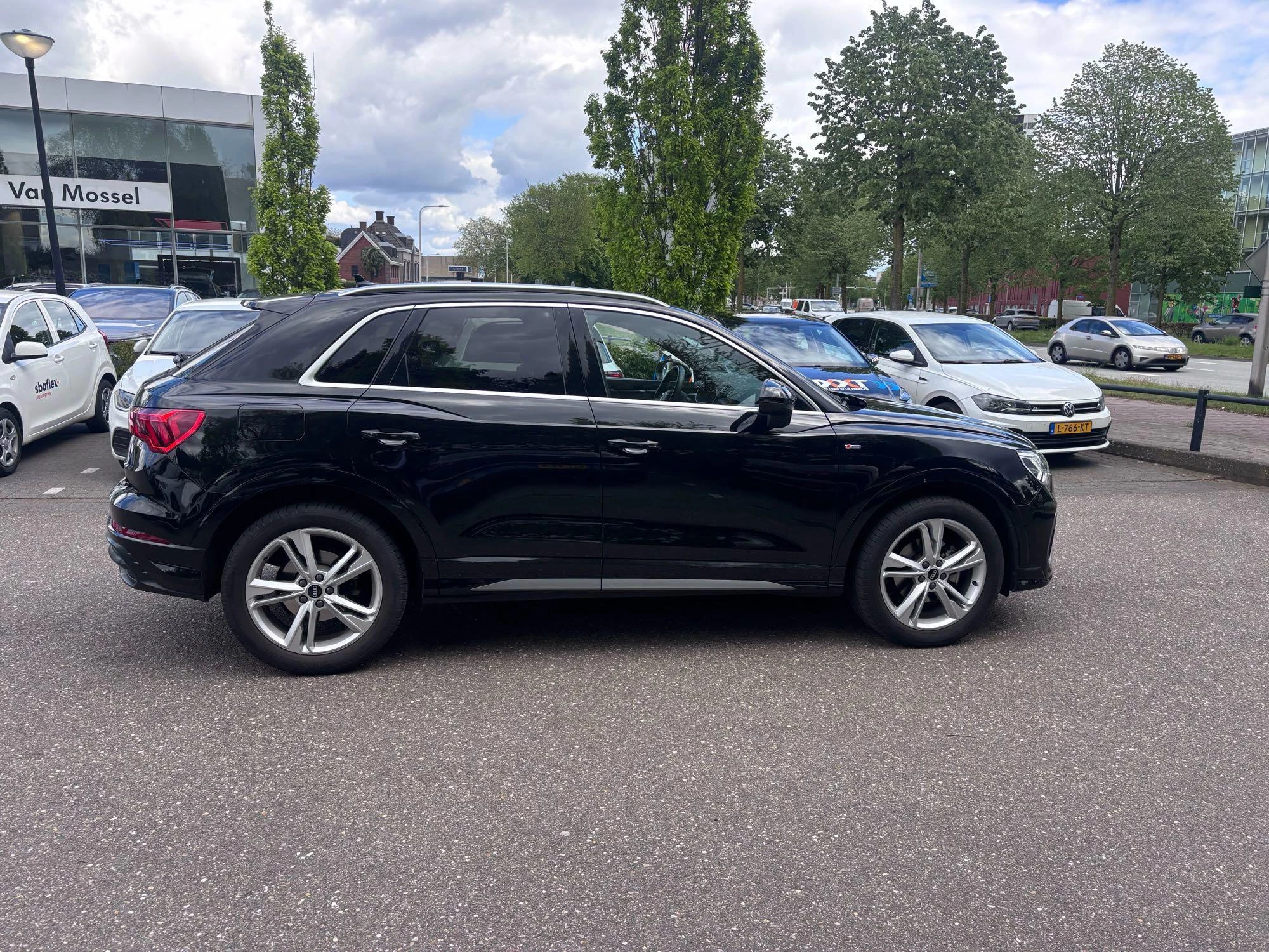 Audi Q3 35 TFSI S edition 150 PK