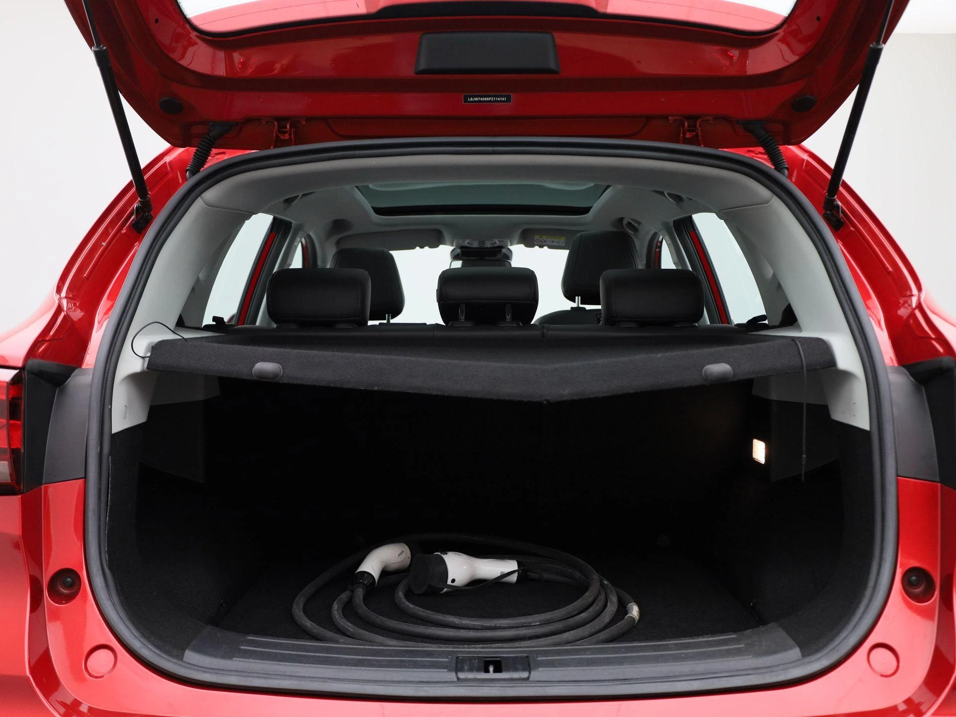 MG ZS EV Long Range Luxury 70 kWh