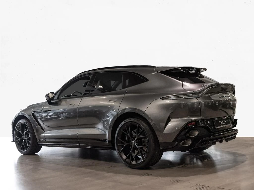 Aston Martin-DBX-image-2